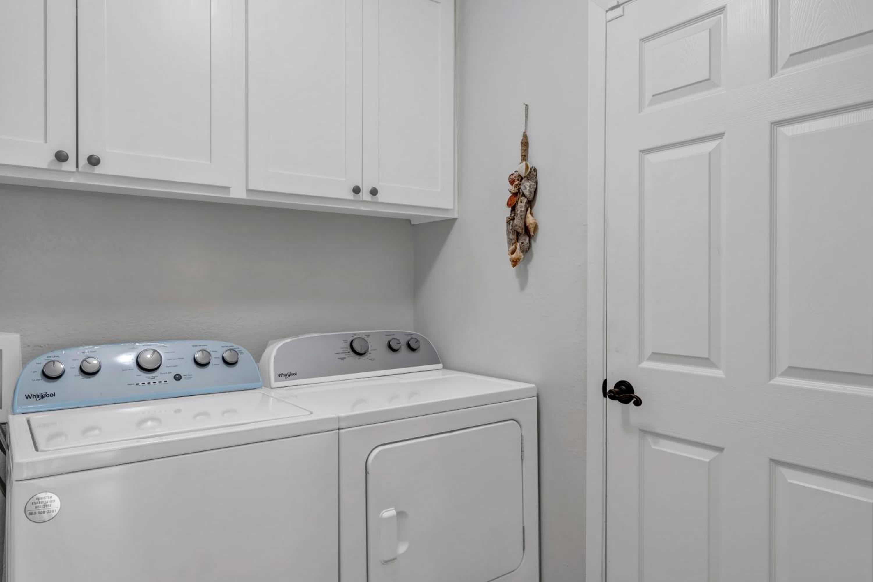 New Listing House with Lake View Pet Friendly
