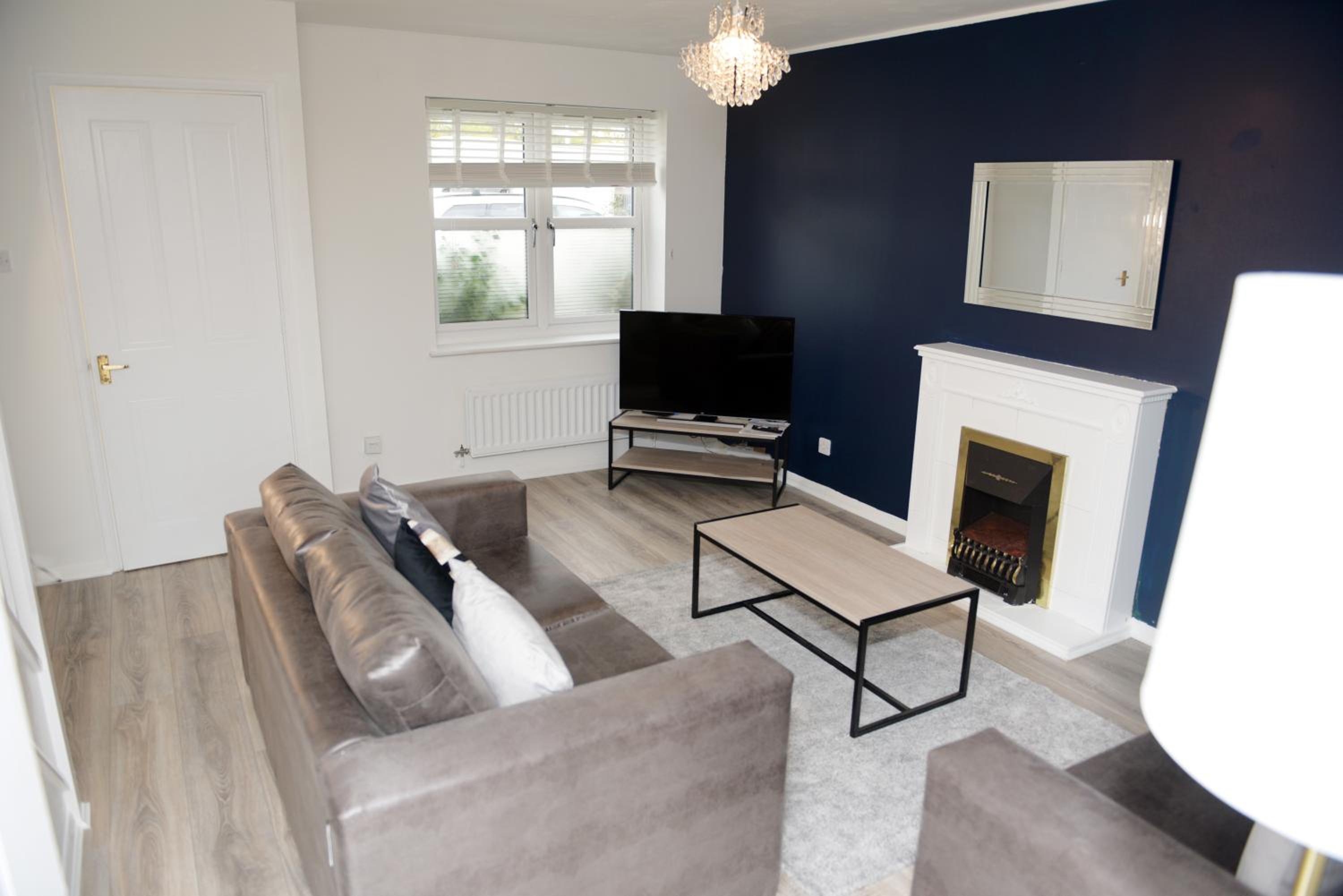 Gorgeous 3 bed house in Bristol view 2