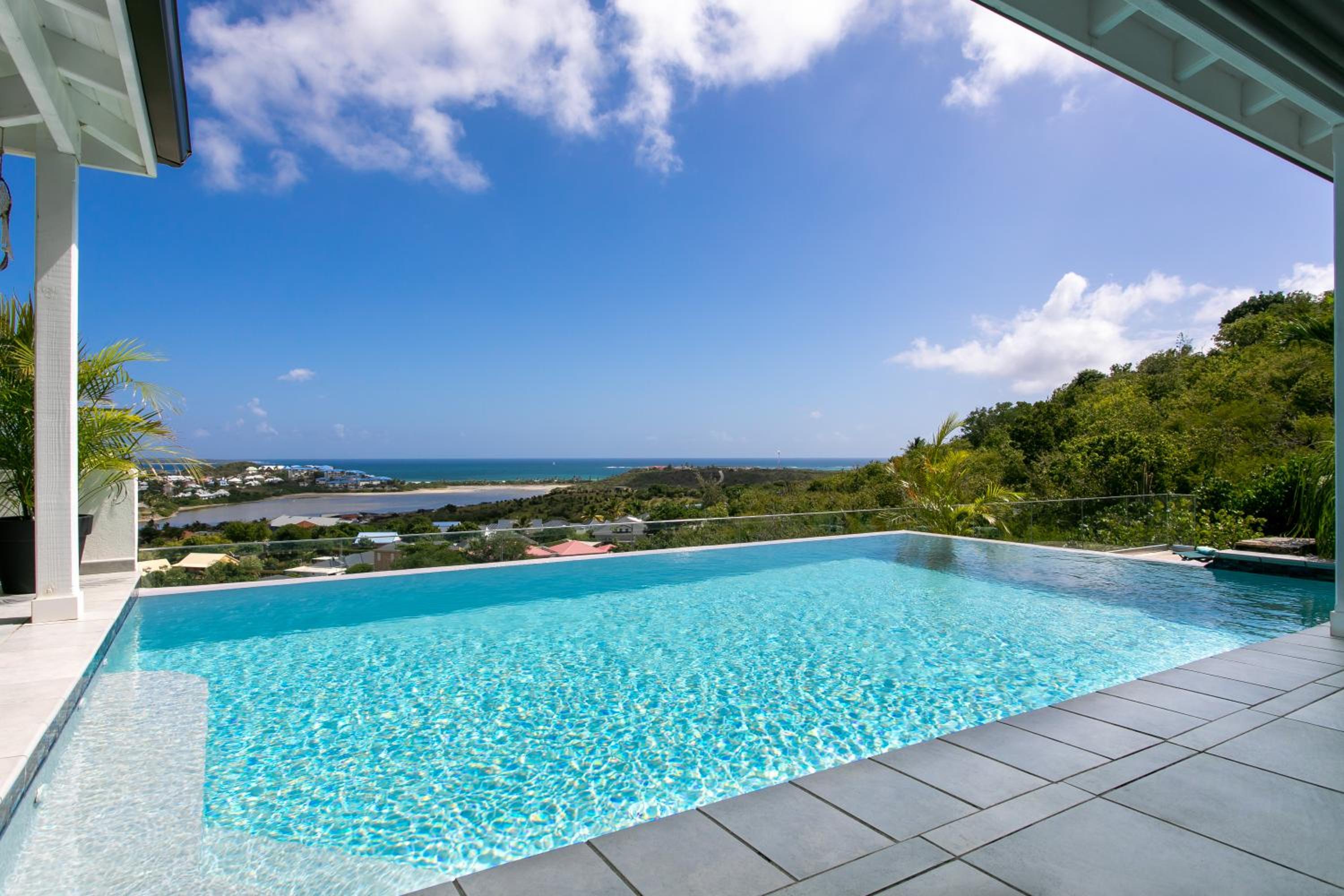 Villa The SALT, pleine vue mer, piscine, jacuzzi