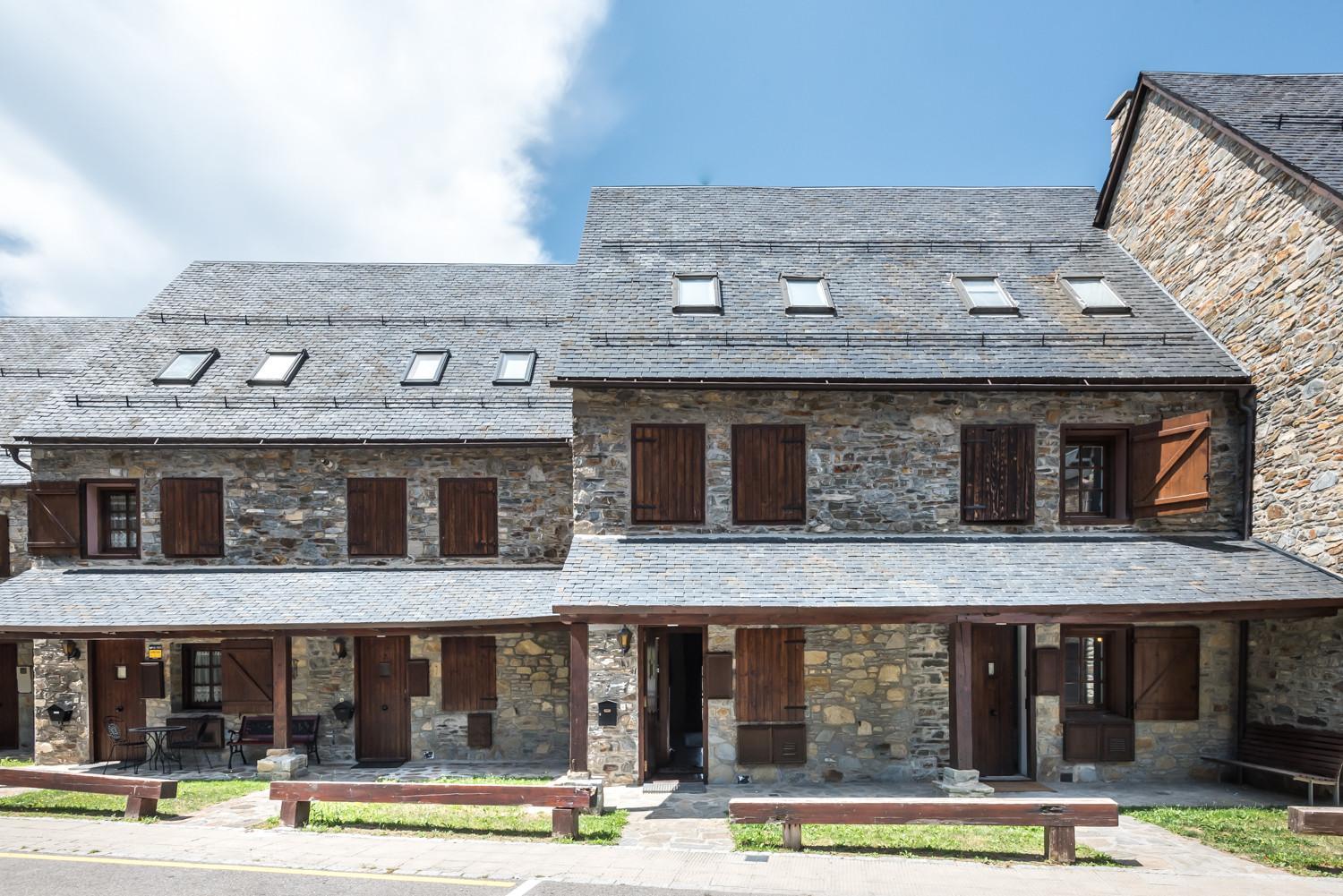Casa Pinarrets by Totiaran