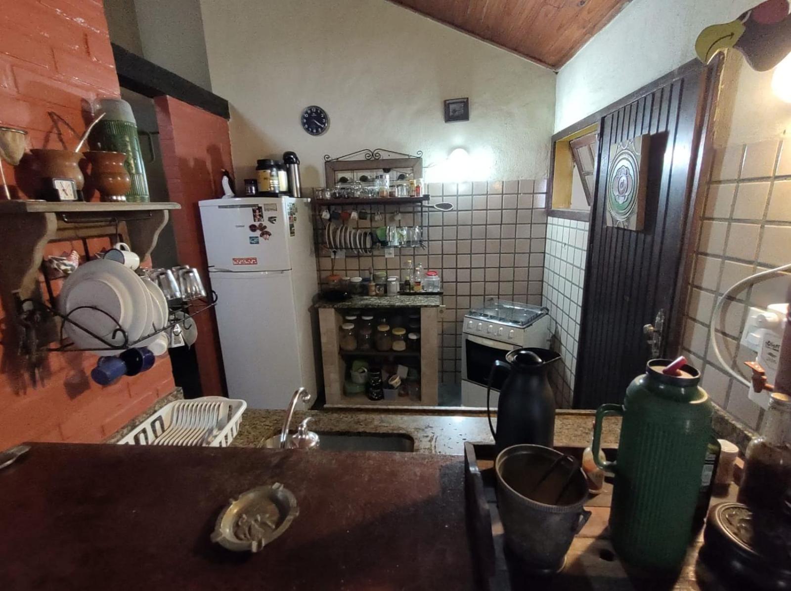 Casa Peró Cabo Frio 2 suítes em Condomínio
