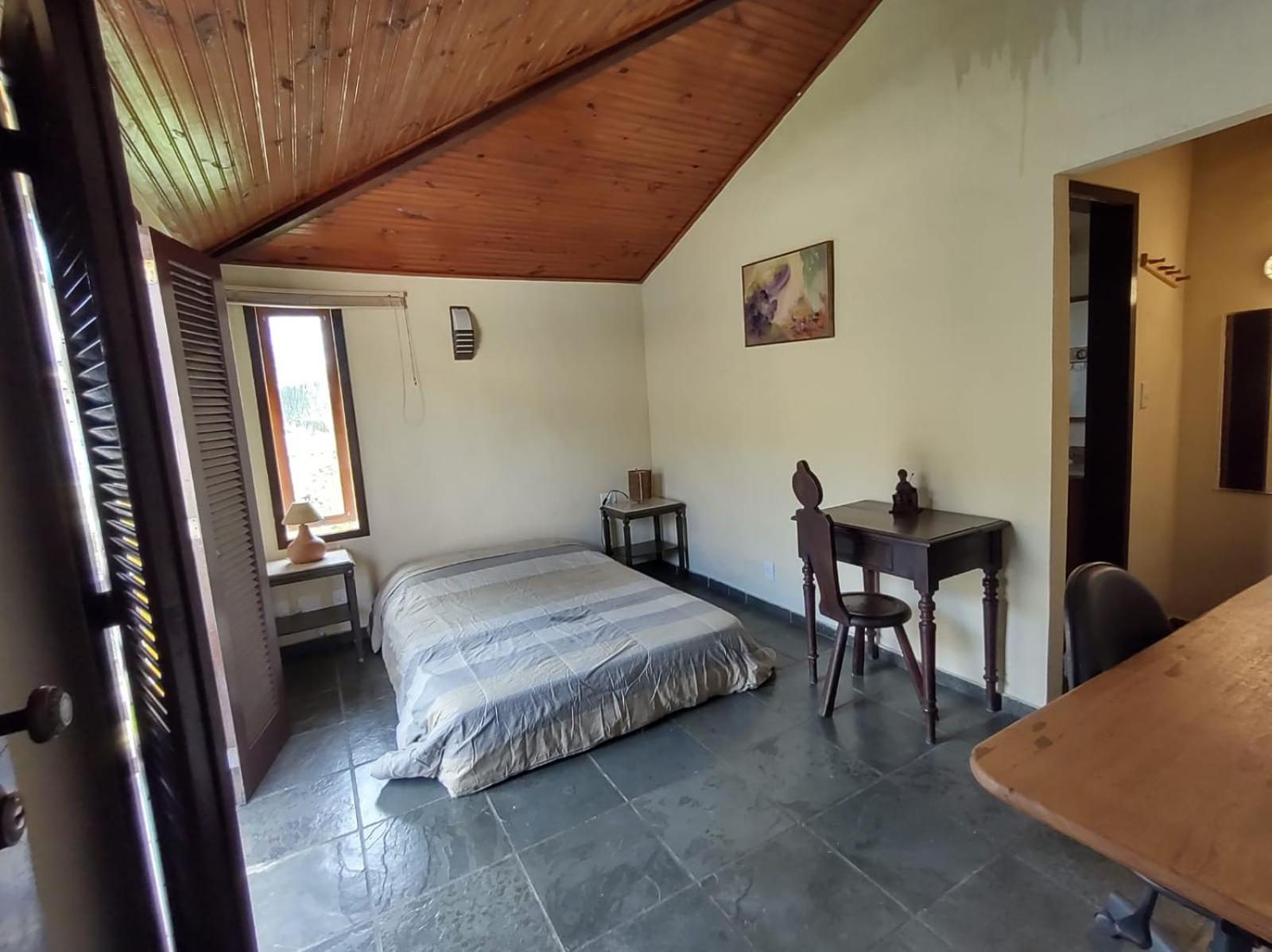 Casa Peró Cabo Frio 2 suítes em Condomínio