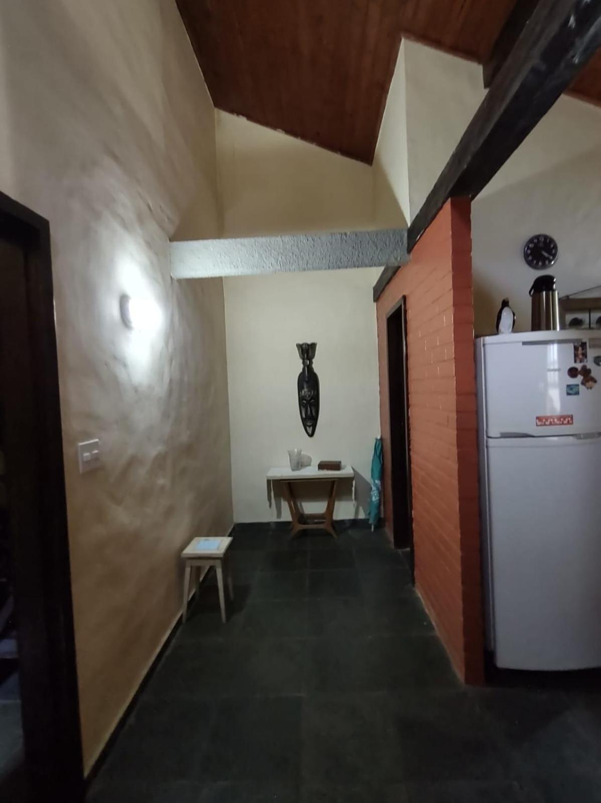Casa Peró Cabo Frio 2 suítes em Condomínio