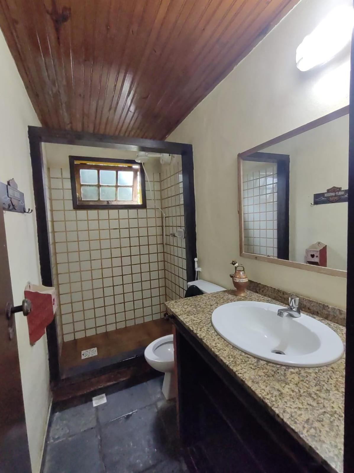 Casa Peró Cabo Frio 2 suítes em Condomínio