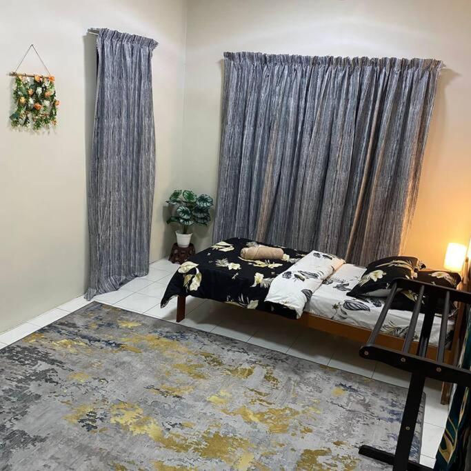 Tanjung Hijau Homestay - 2nd Floor ONLY - FREE wifi - 4 bedrooms photo 8