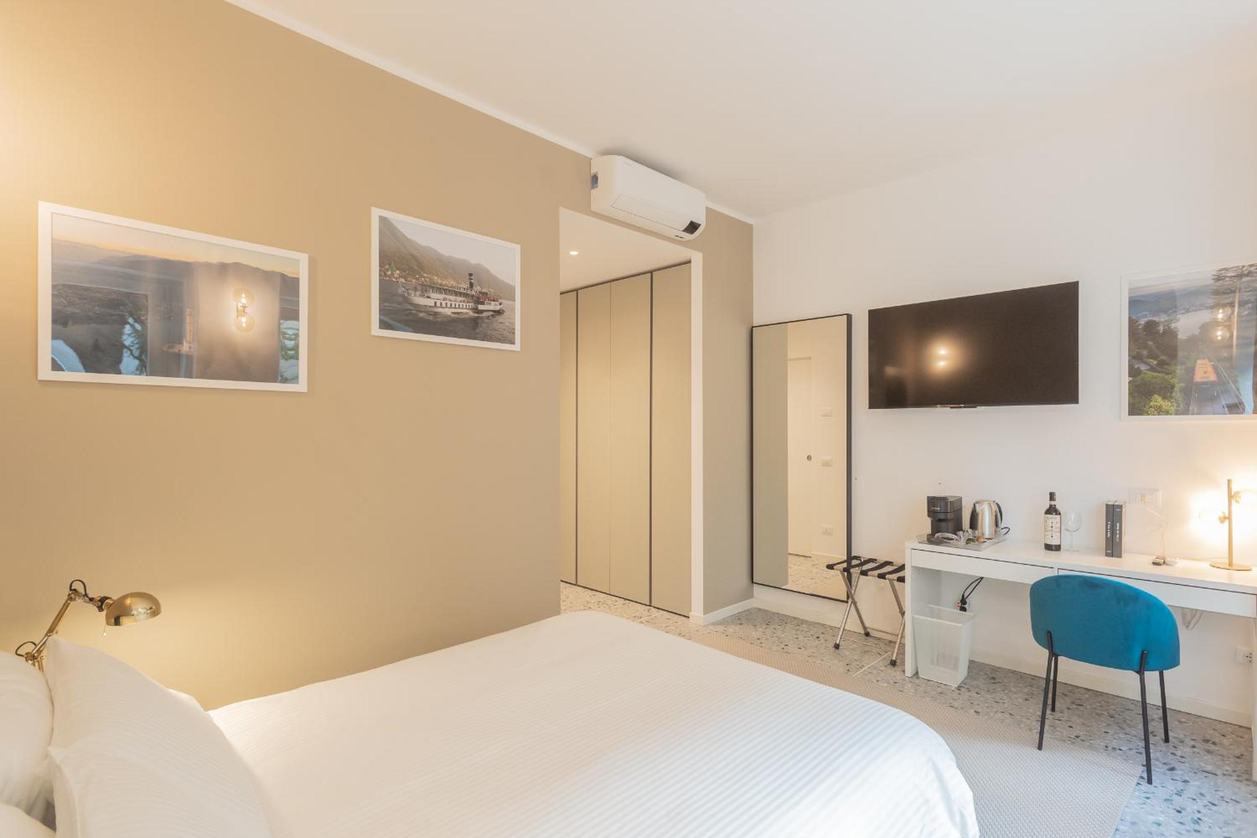 Marcello's Como Lake view 3