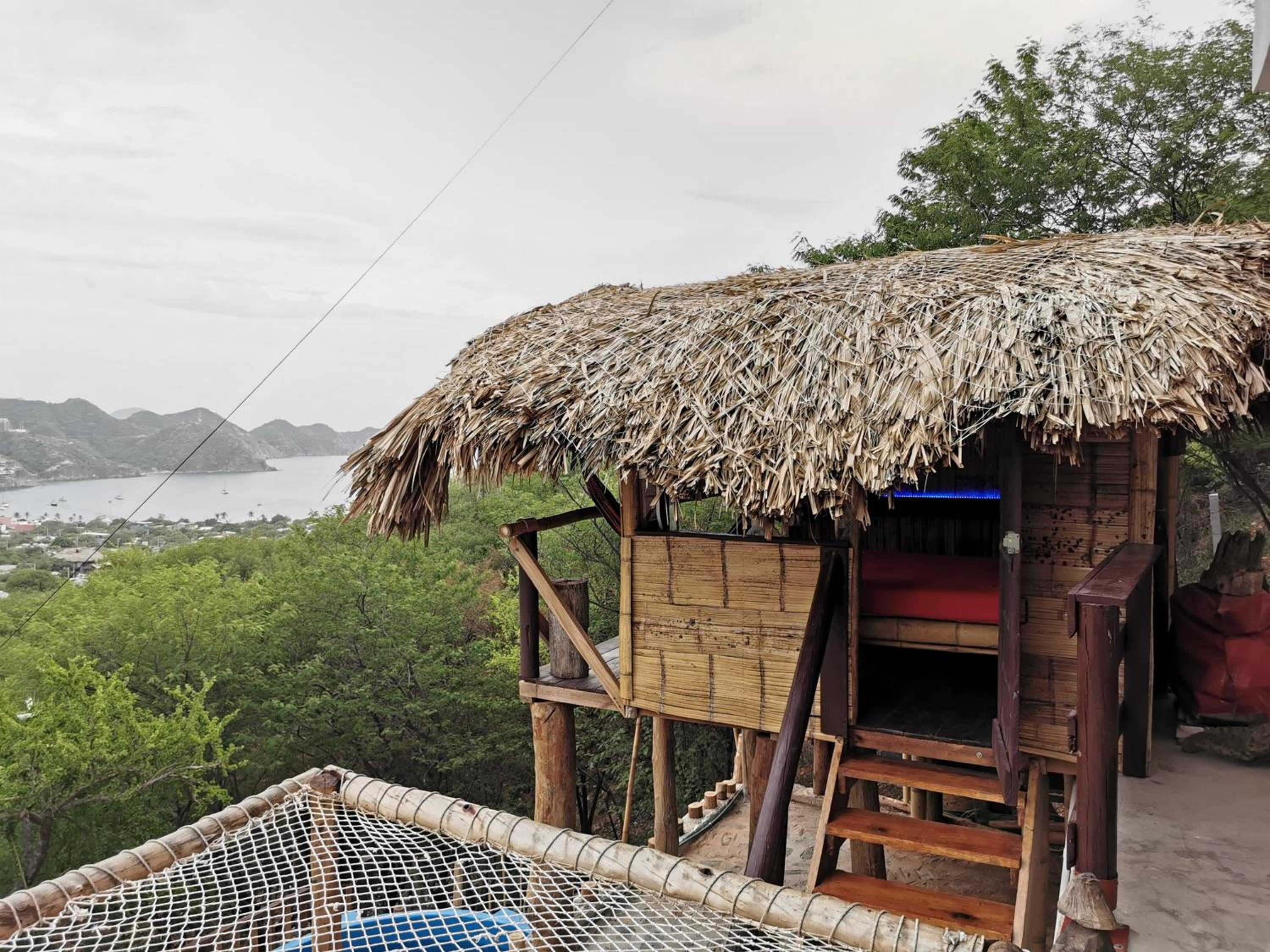 Casa Danisa Taganga con vista al mar, piscina, jacuzzi