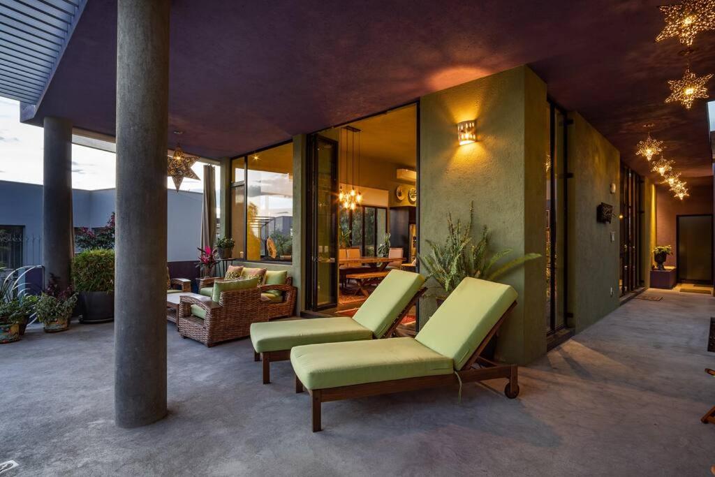 Casa Colibrí Luxury and tranquility in the downtown area.
