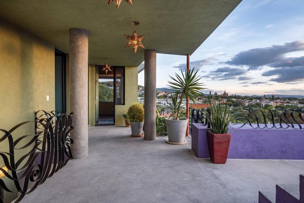 Casa Colibrí Luxury and tranquility in the downtown area.