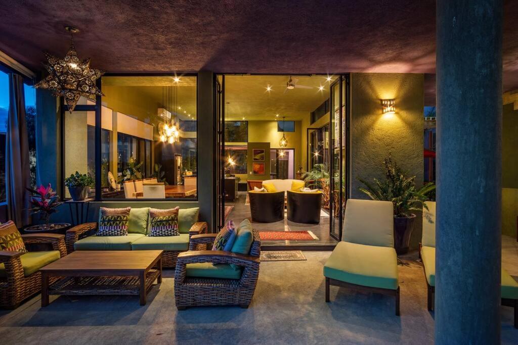 Casa Colibrí Luxury and tranquility in the downtown area.