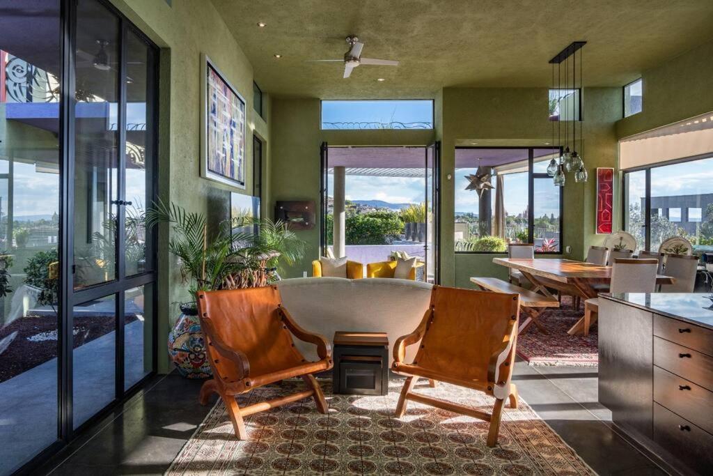 Casa Colibrí Luxury and tranquility in the downtown area.
