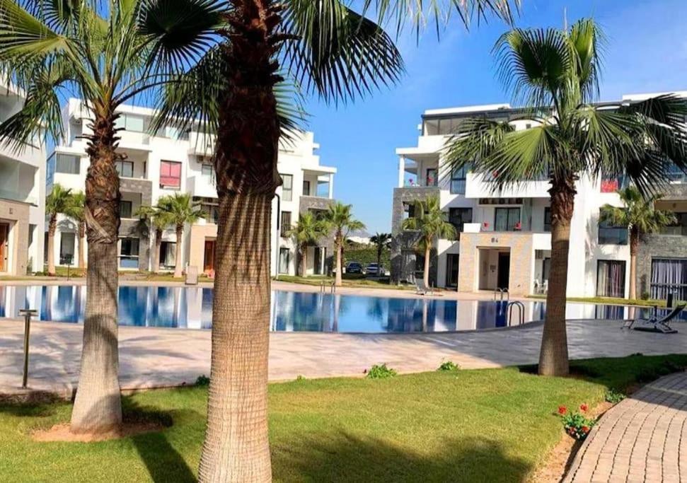 Appartement de luxe ,piscine,parking,Terrasse view 4