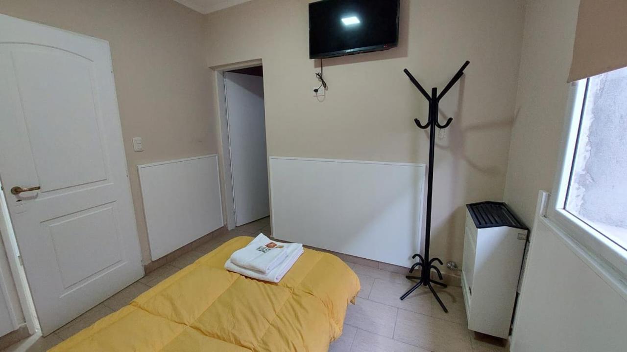 El Viejo Bar Hotel