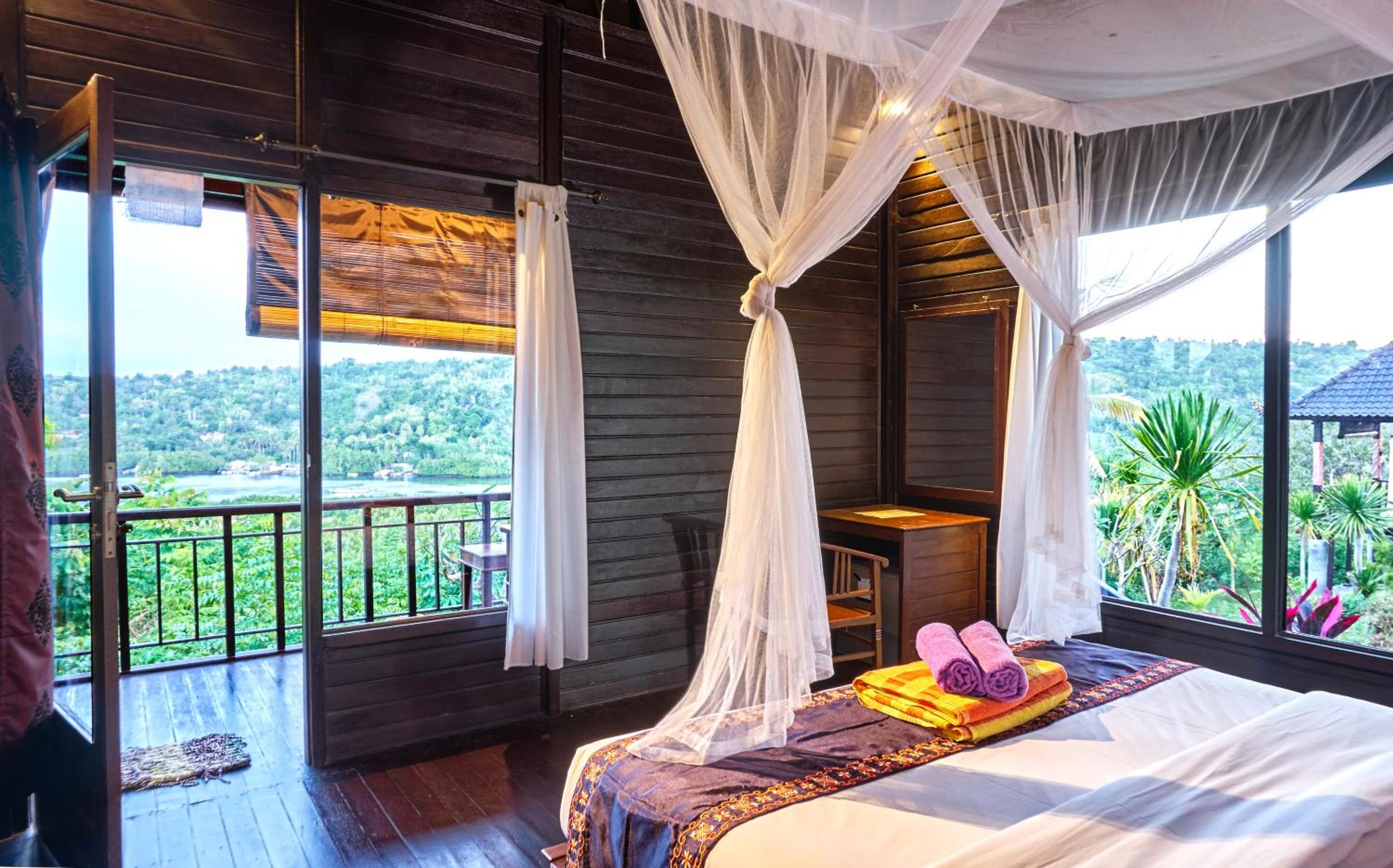 Sunrise Ocean Hut's Lembongan