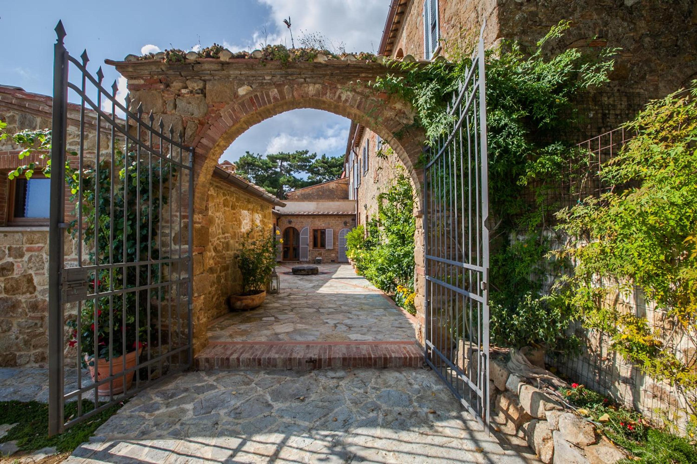 Borgo Sant'Ambrogio - Resort