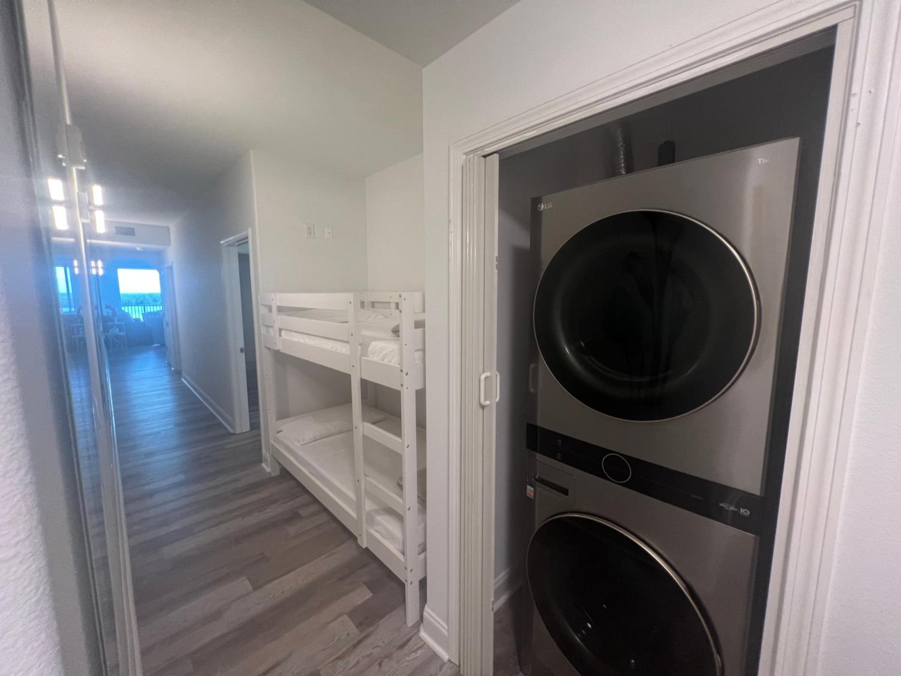 Big Pool, stunning Lakeview, Sunrise, Disney # 710