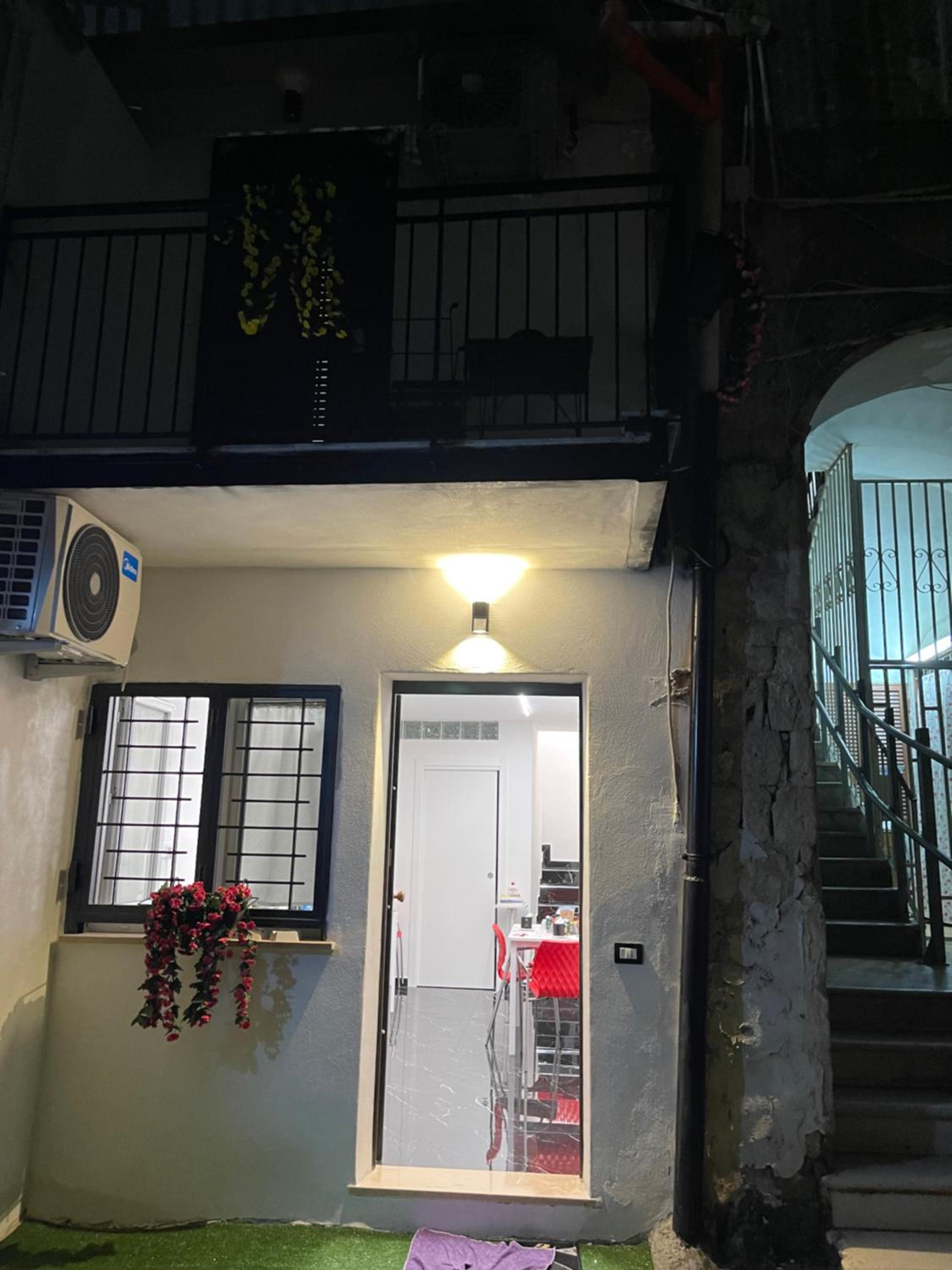 Lux House Naples Airport
