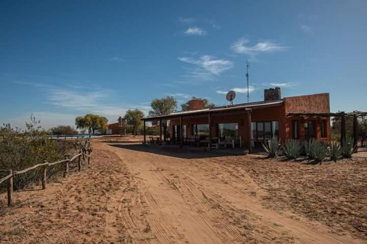 laaguada_restodecampo & cabañas