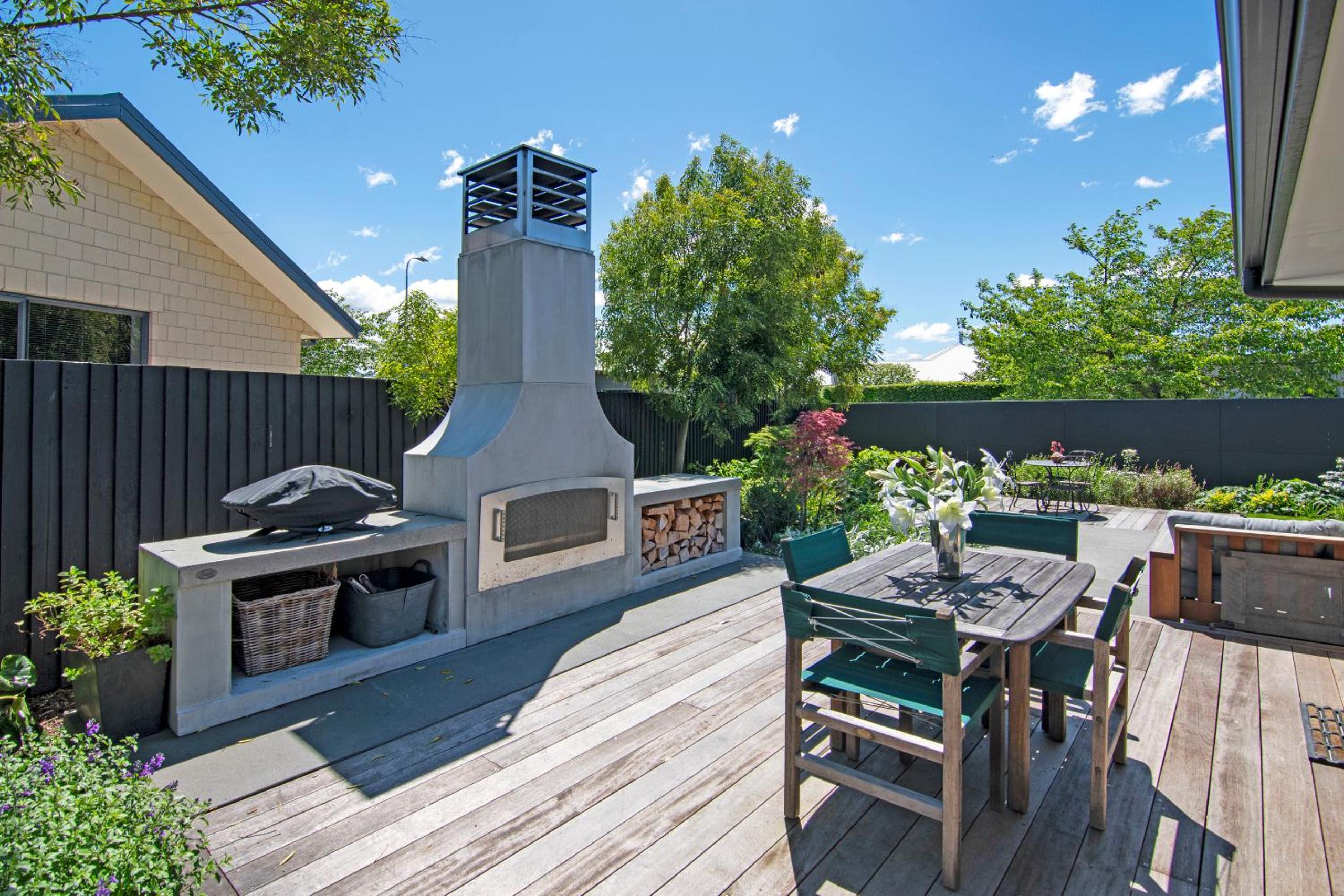 Banksia Retreat - Blenheim Holiday Home