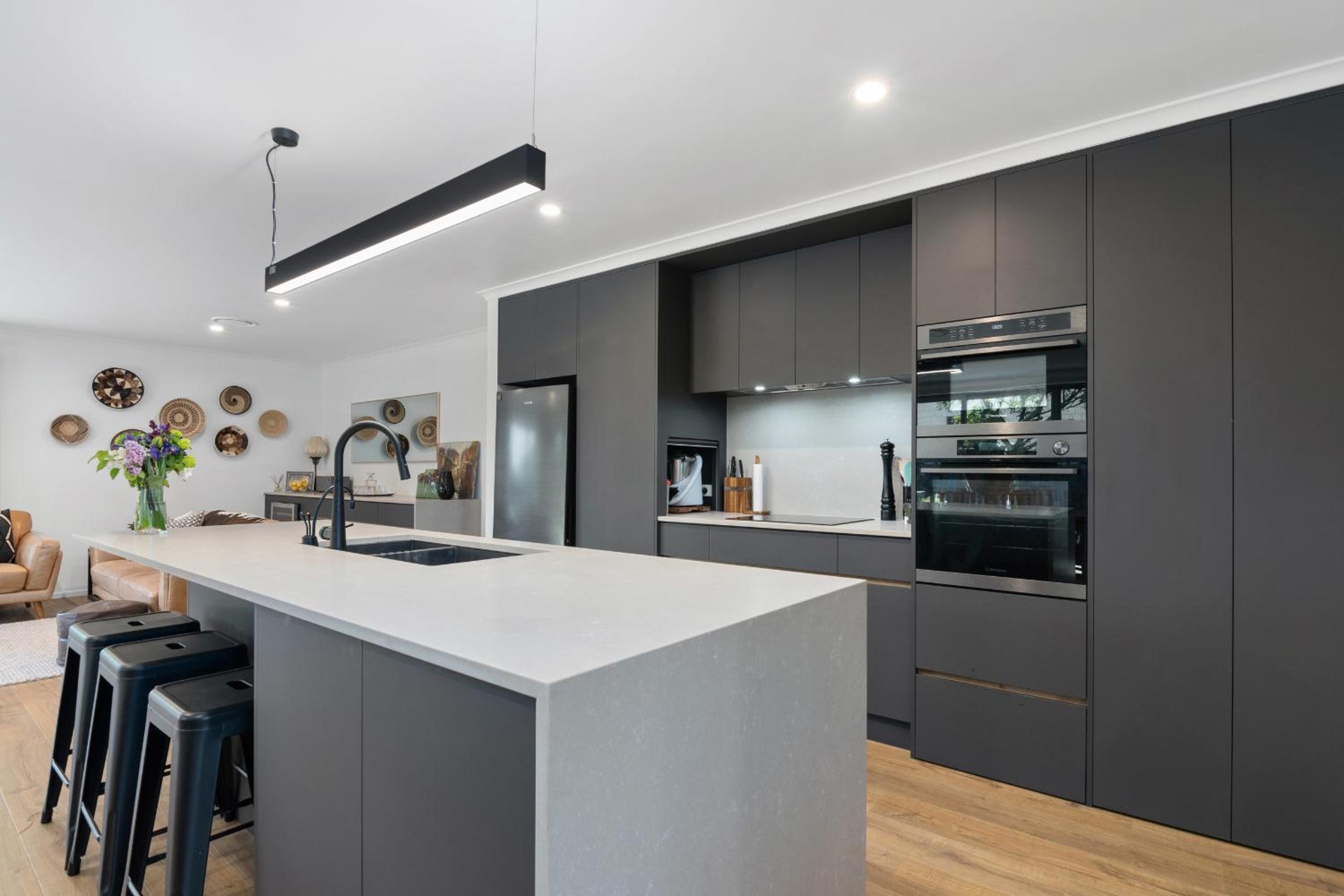 Banksia Retreat - Blenheim Holiday Home