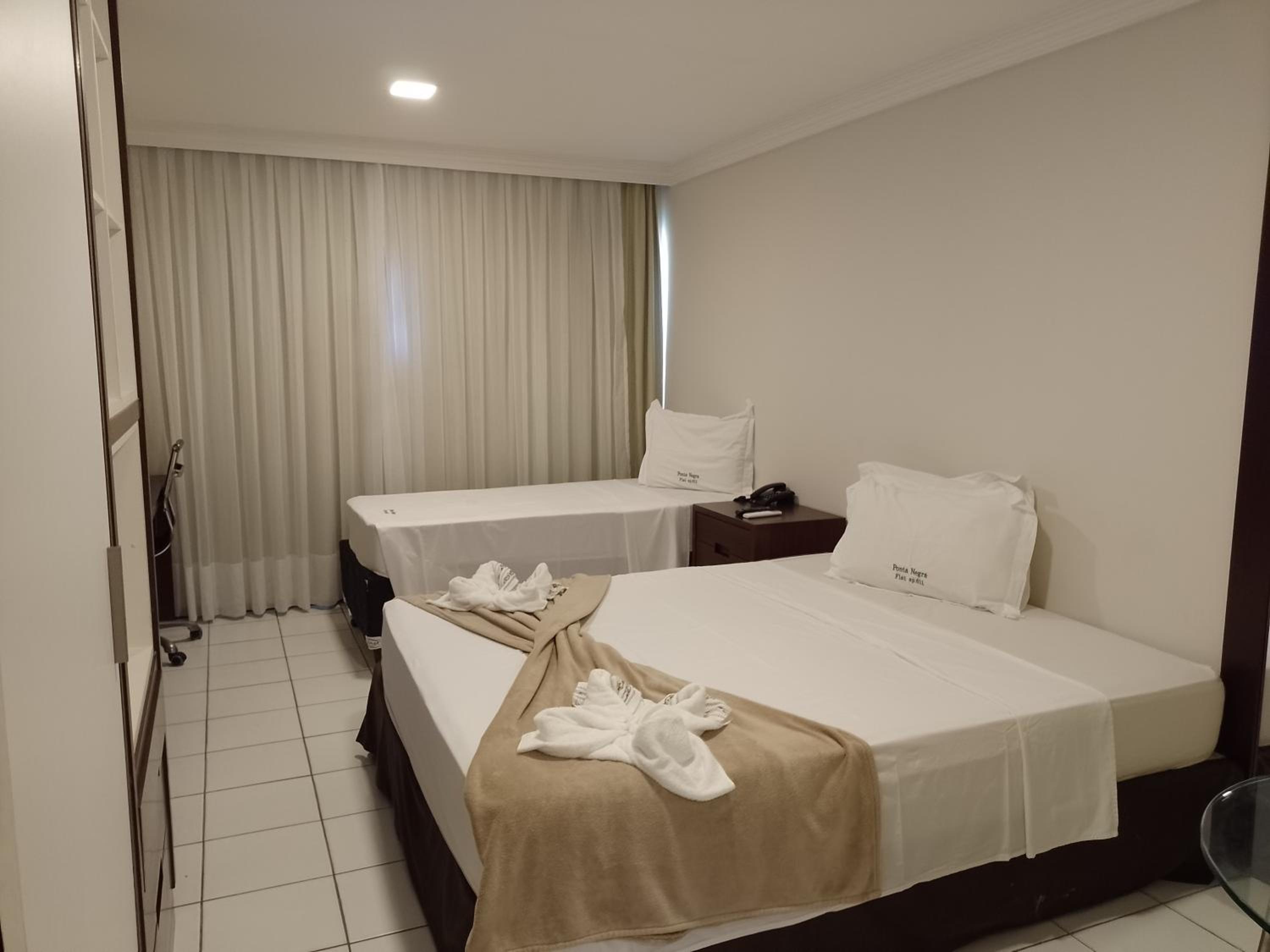 PONTA NEGRA FLAT APART