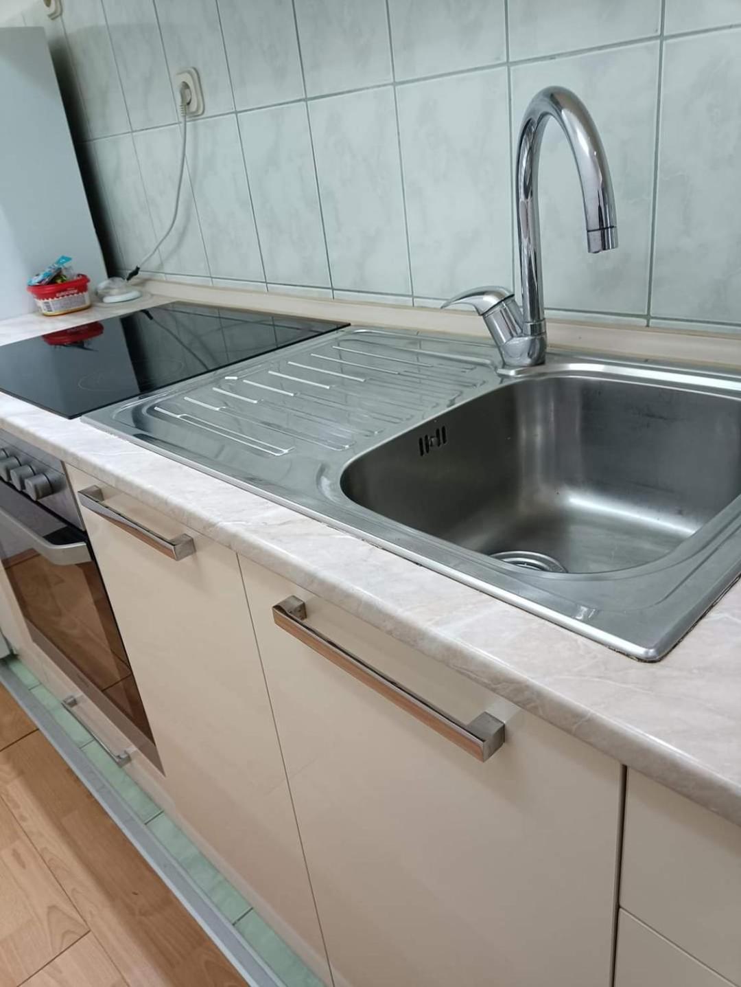 MIA 2 Family Apartment near City Center view 2