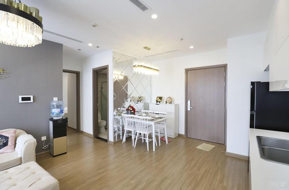 Q's home Vinhomes Skylake