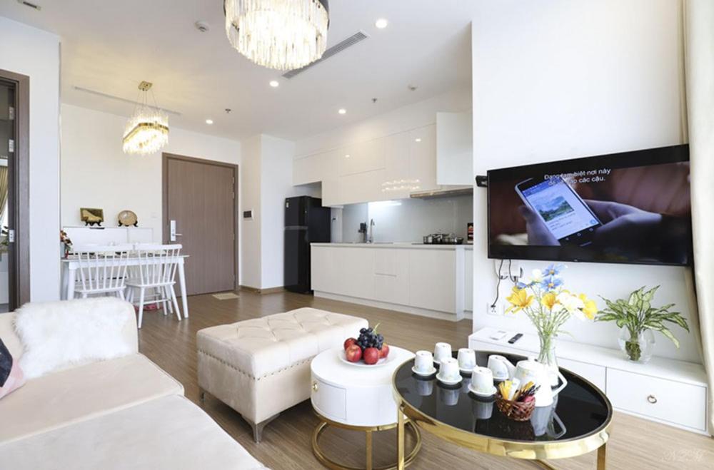 Q's home Vinhomes Skylake