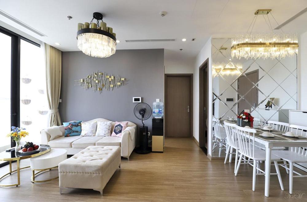 Q's home Vinhomes Skylake