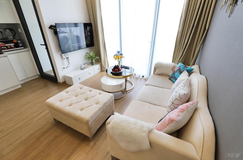 Q's home Vinhomes Skylake