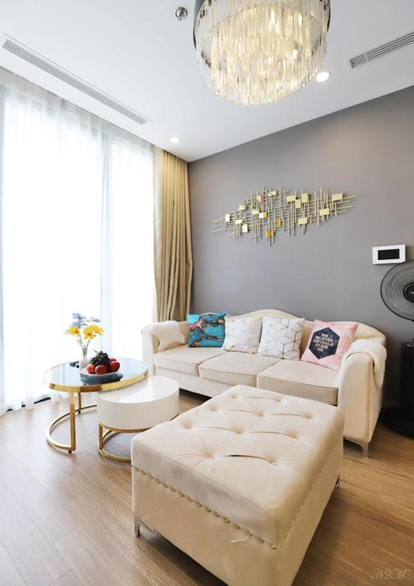 Q's home Vinhomes Skylake