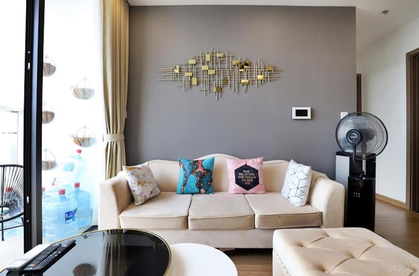 Q's home Vinhomes Skylake
