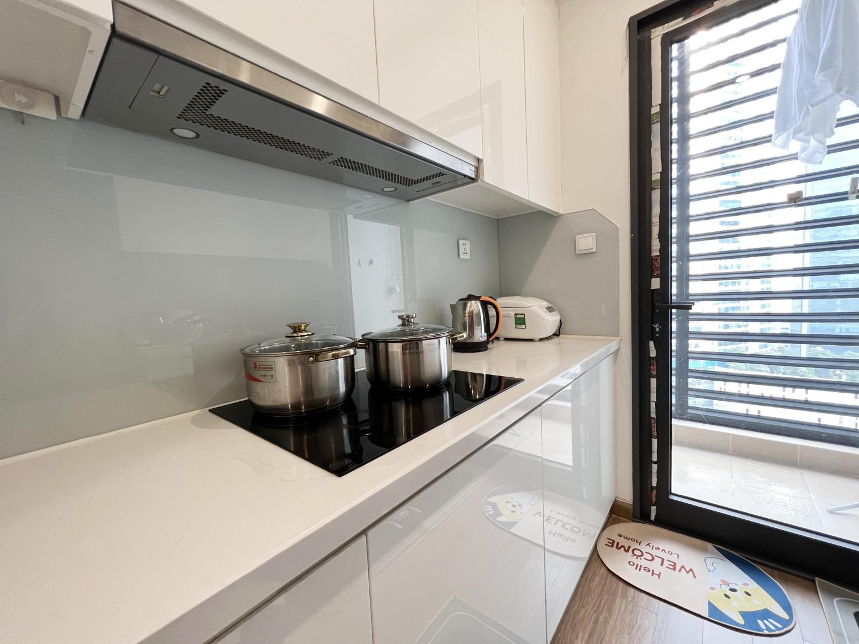 Q's home Vinhomes Skylake