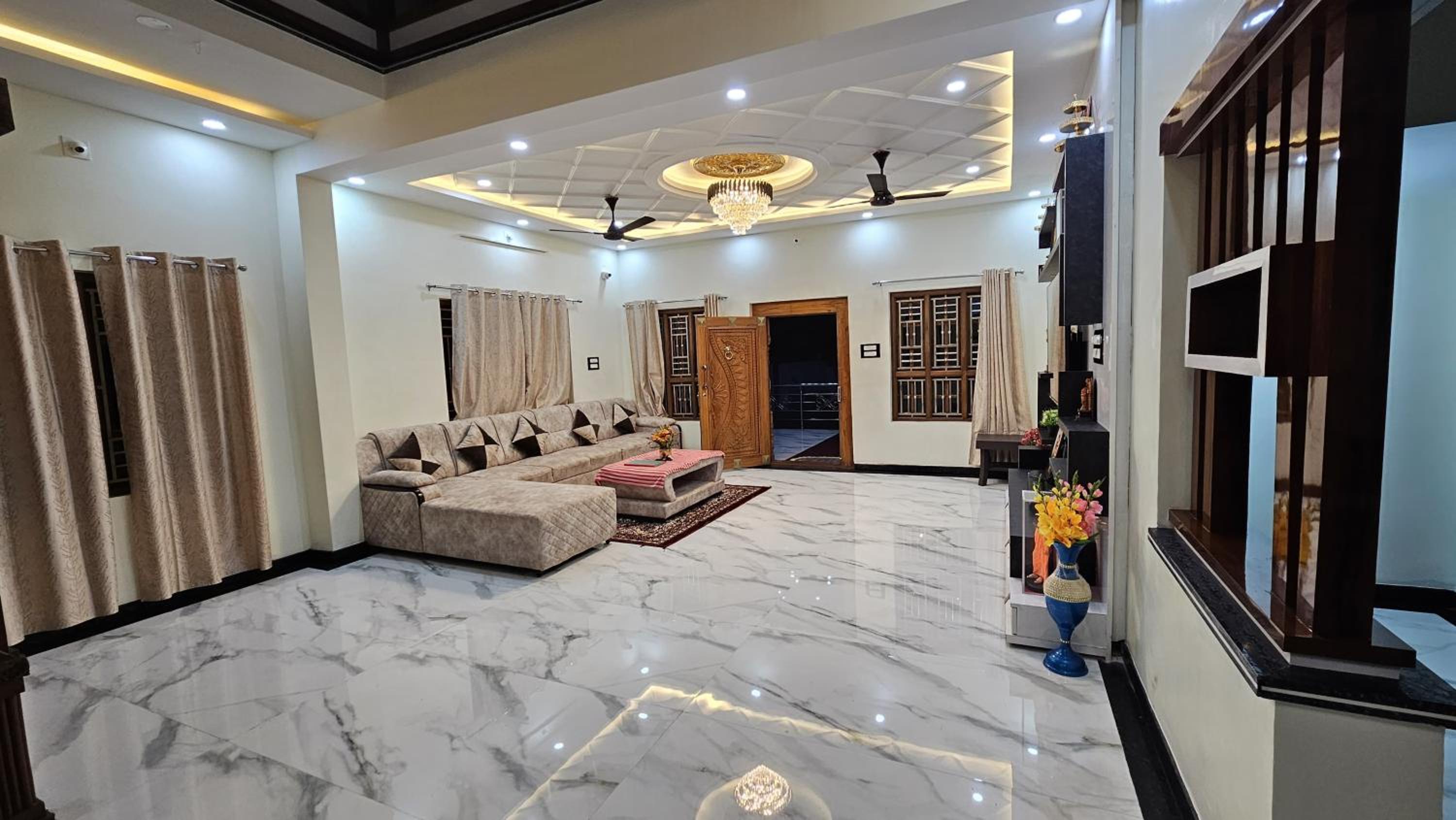 Vrindavan Homestay near Temple