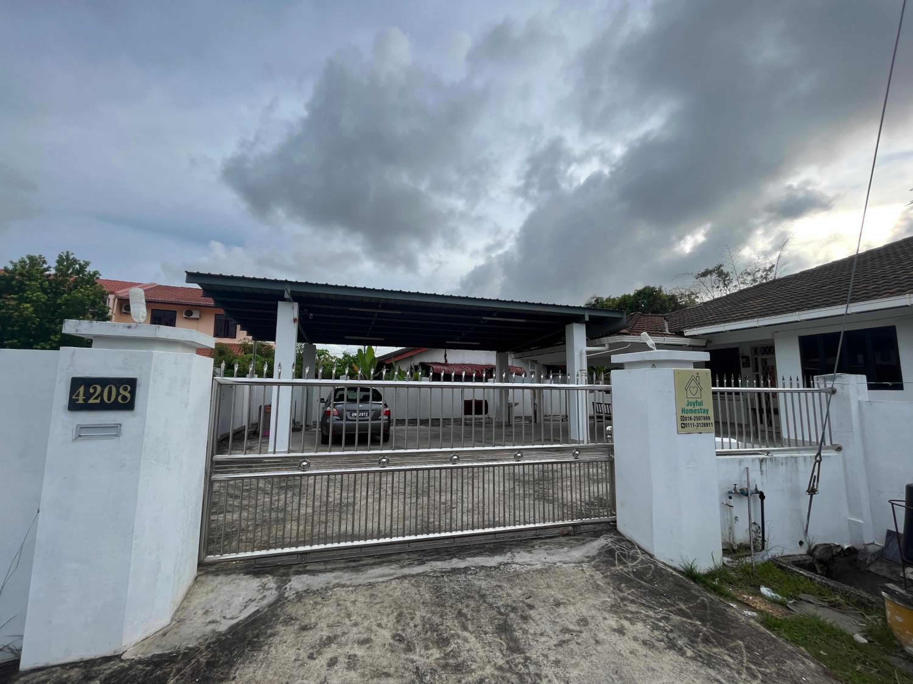 Joyful homestay Miri