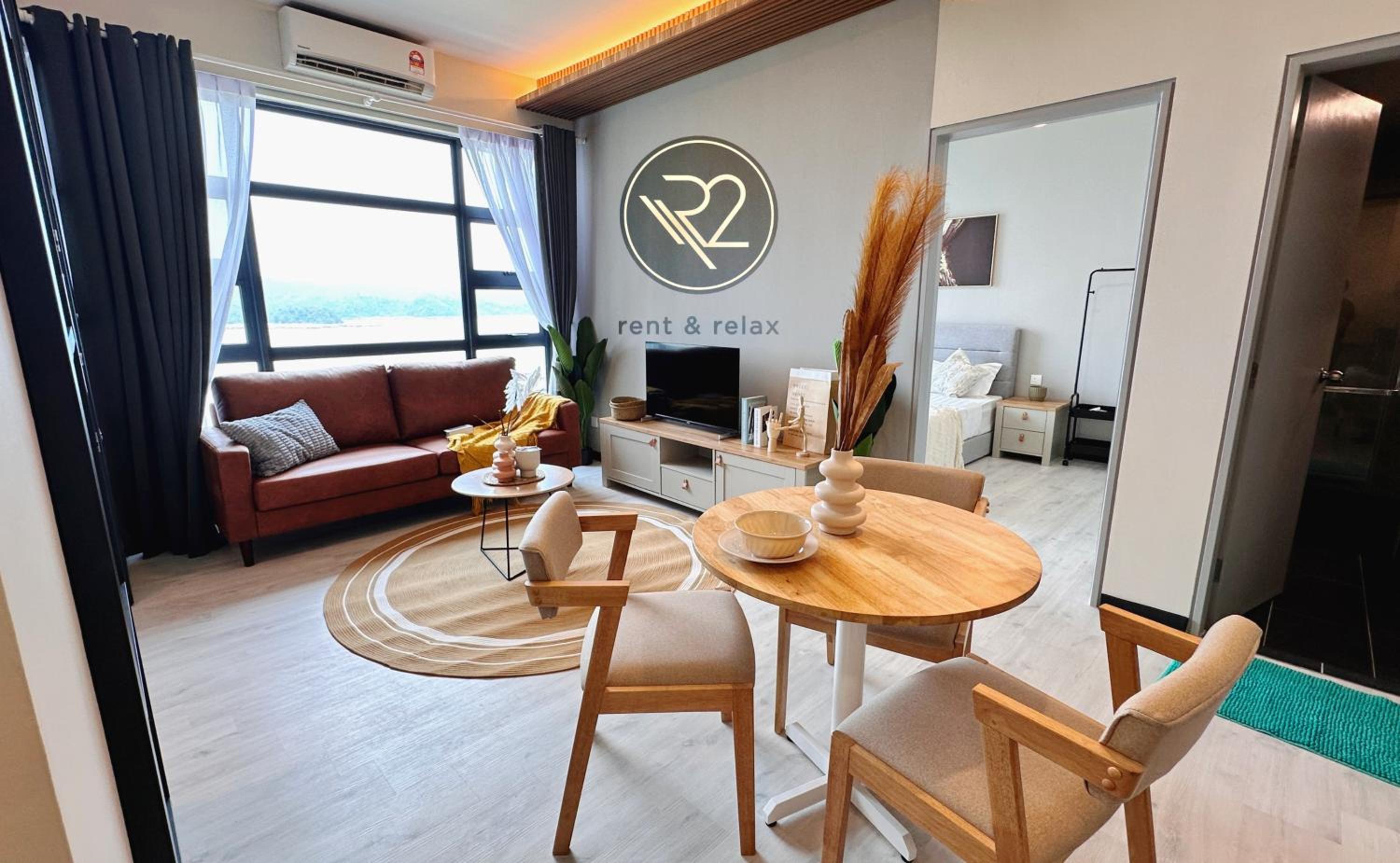 Sea&Pool View Stunning Homestay, Wifi, Netflix near Malls, Jetty, Convenient Stores photo 3