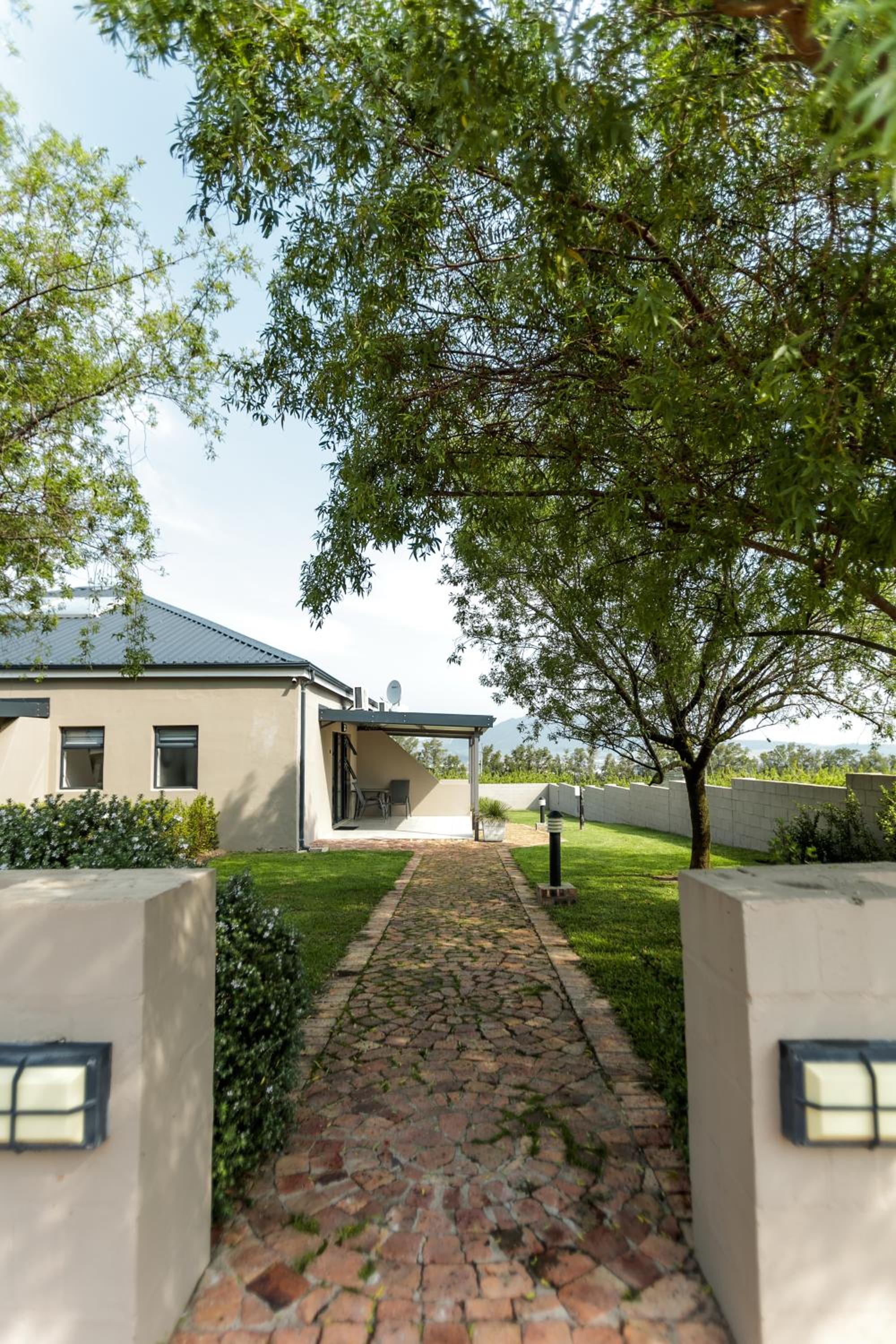 Bona Vista Self-Catering Accommodation view 4