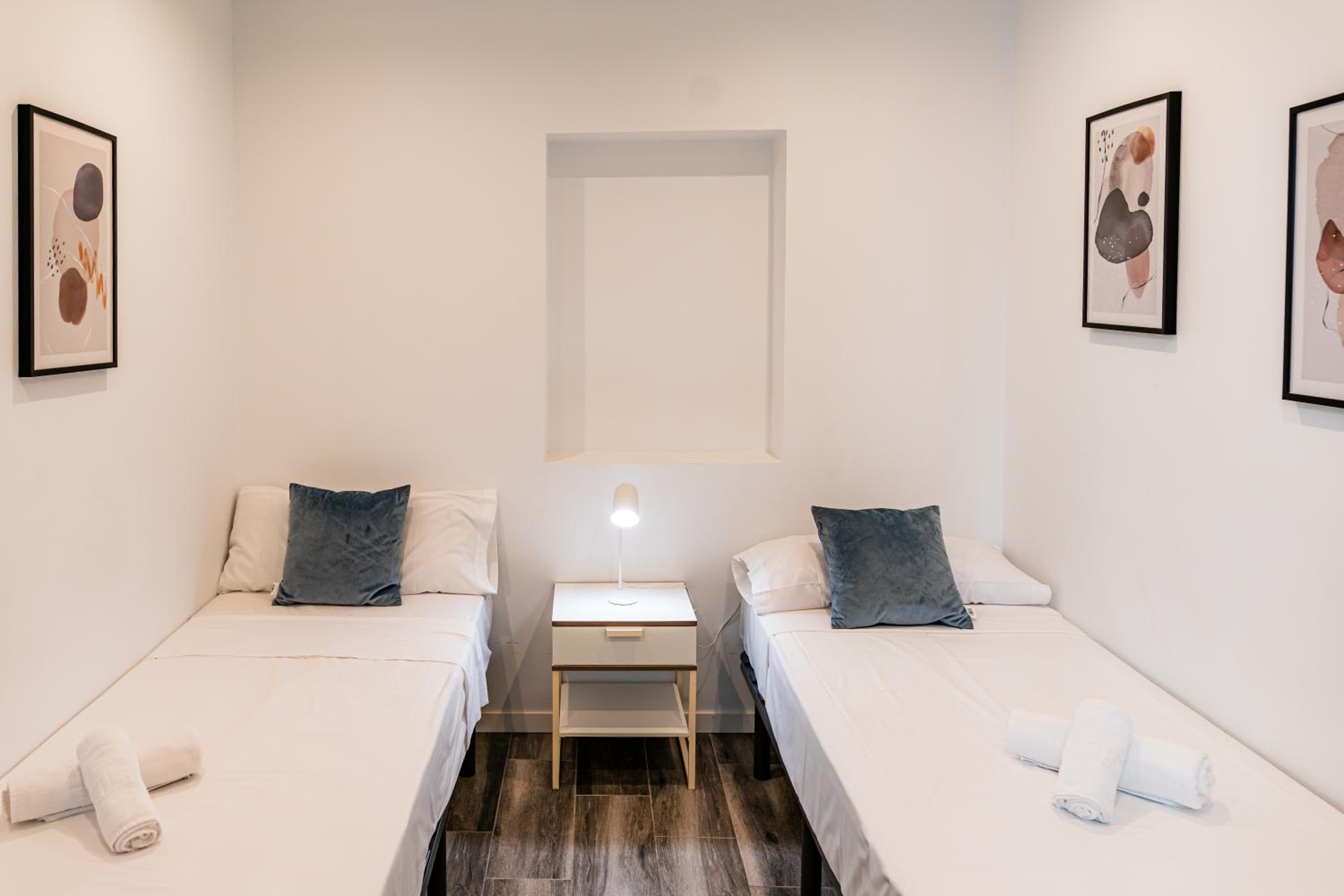 Casas349h Alicante Centre First Floor view 3