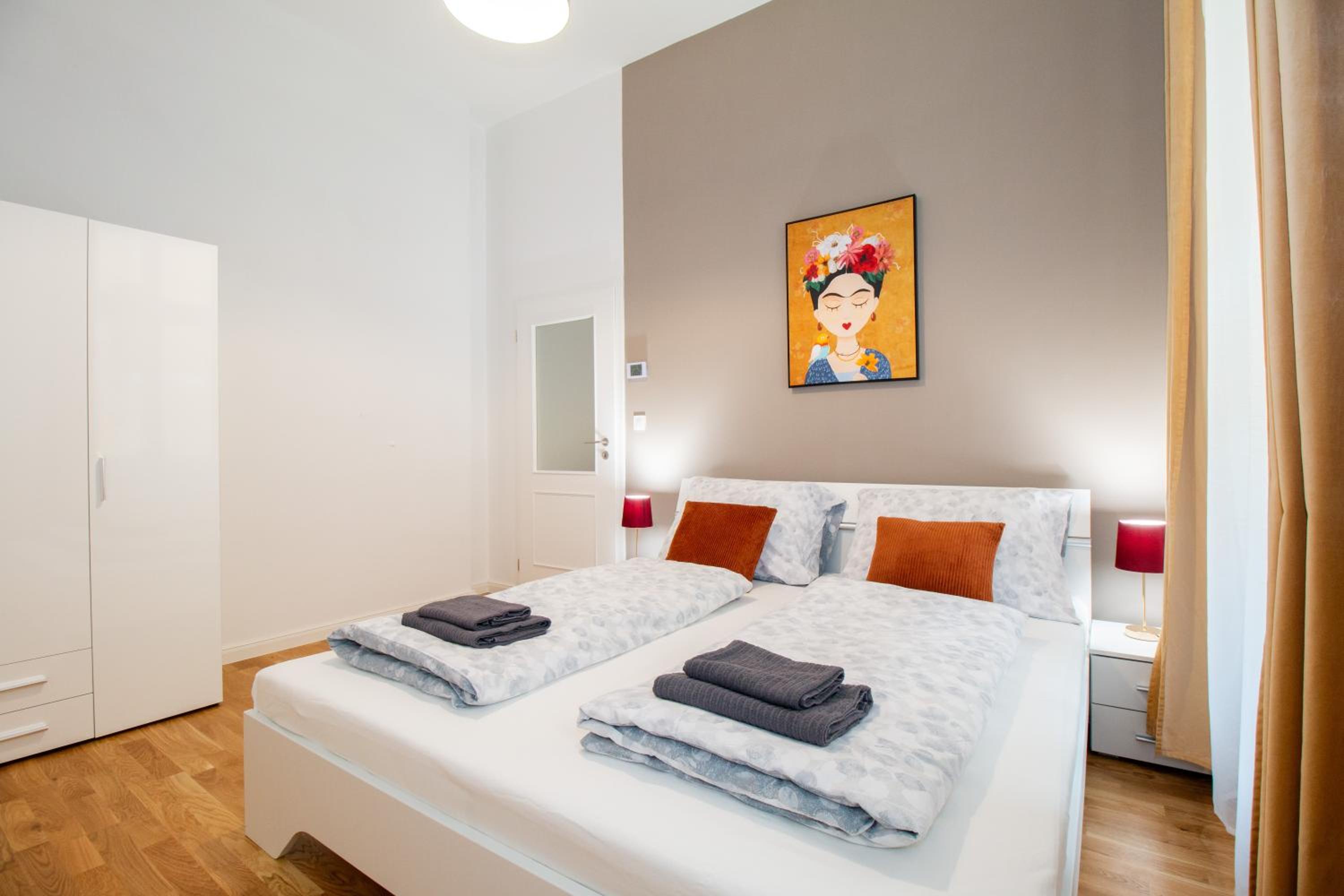 Washingtonova CR apartments