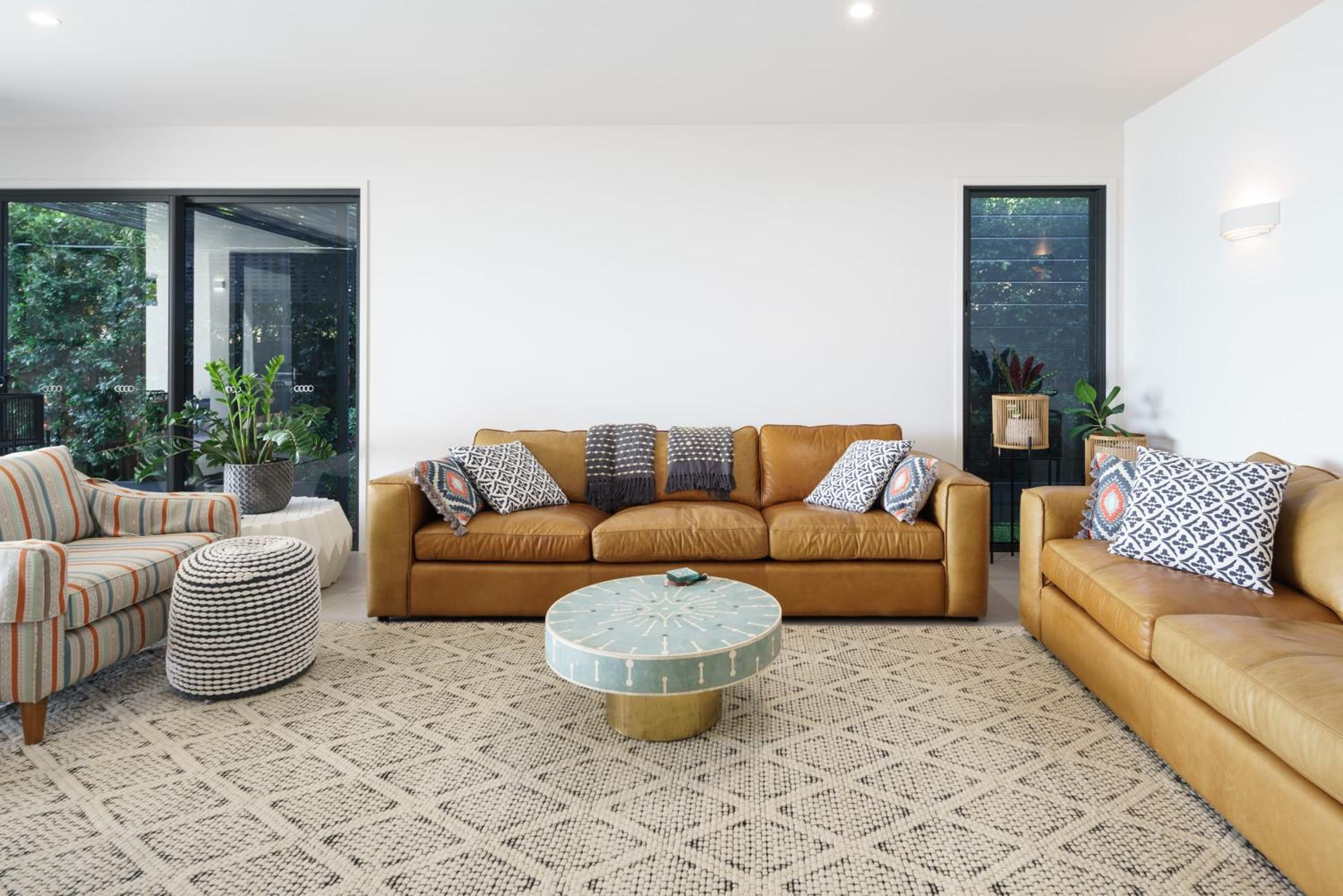 Moffat Beach Modern Oasis with Pool