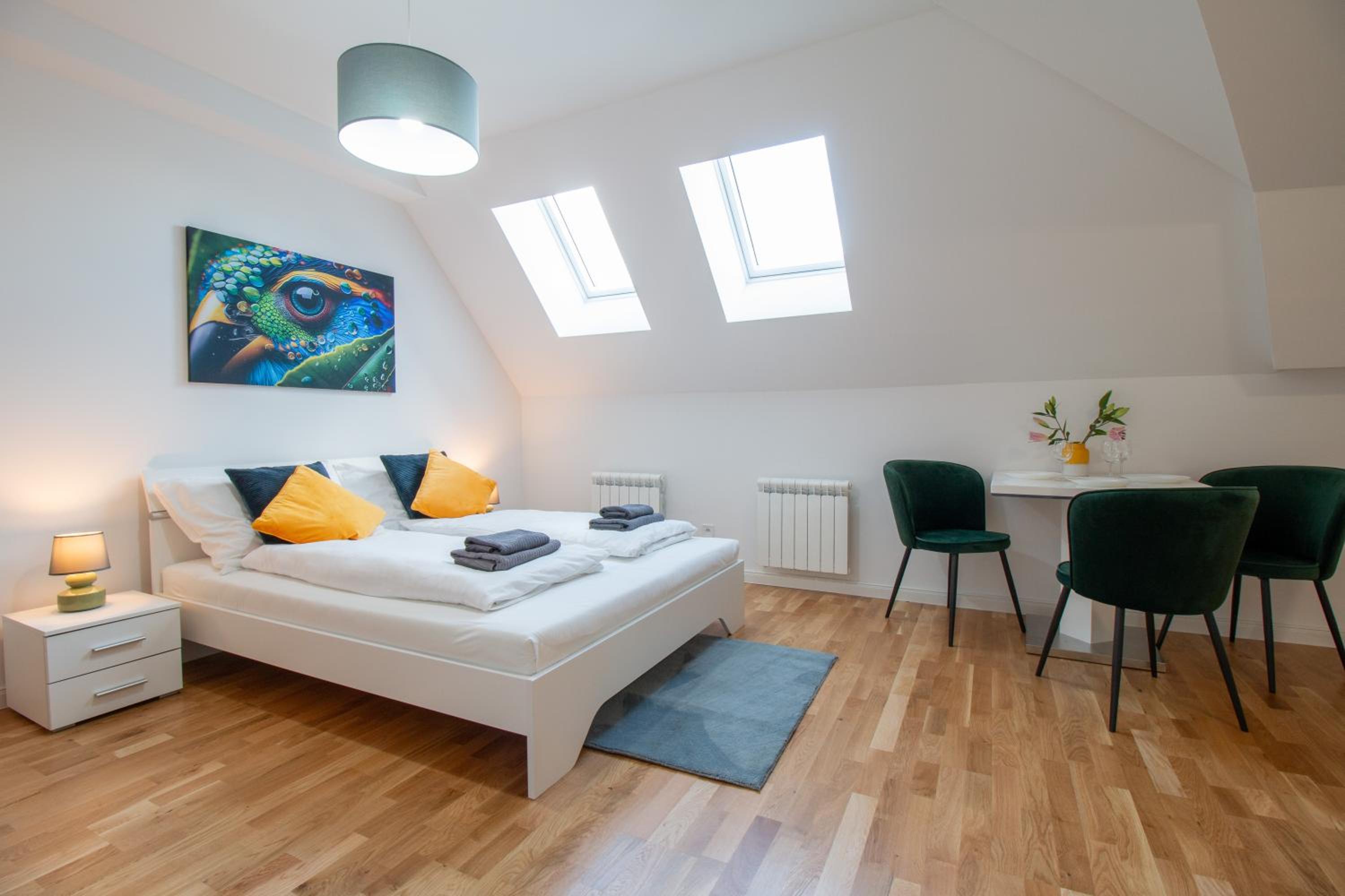 Washingtonova CR apartments