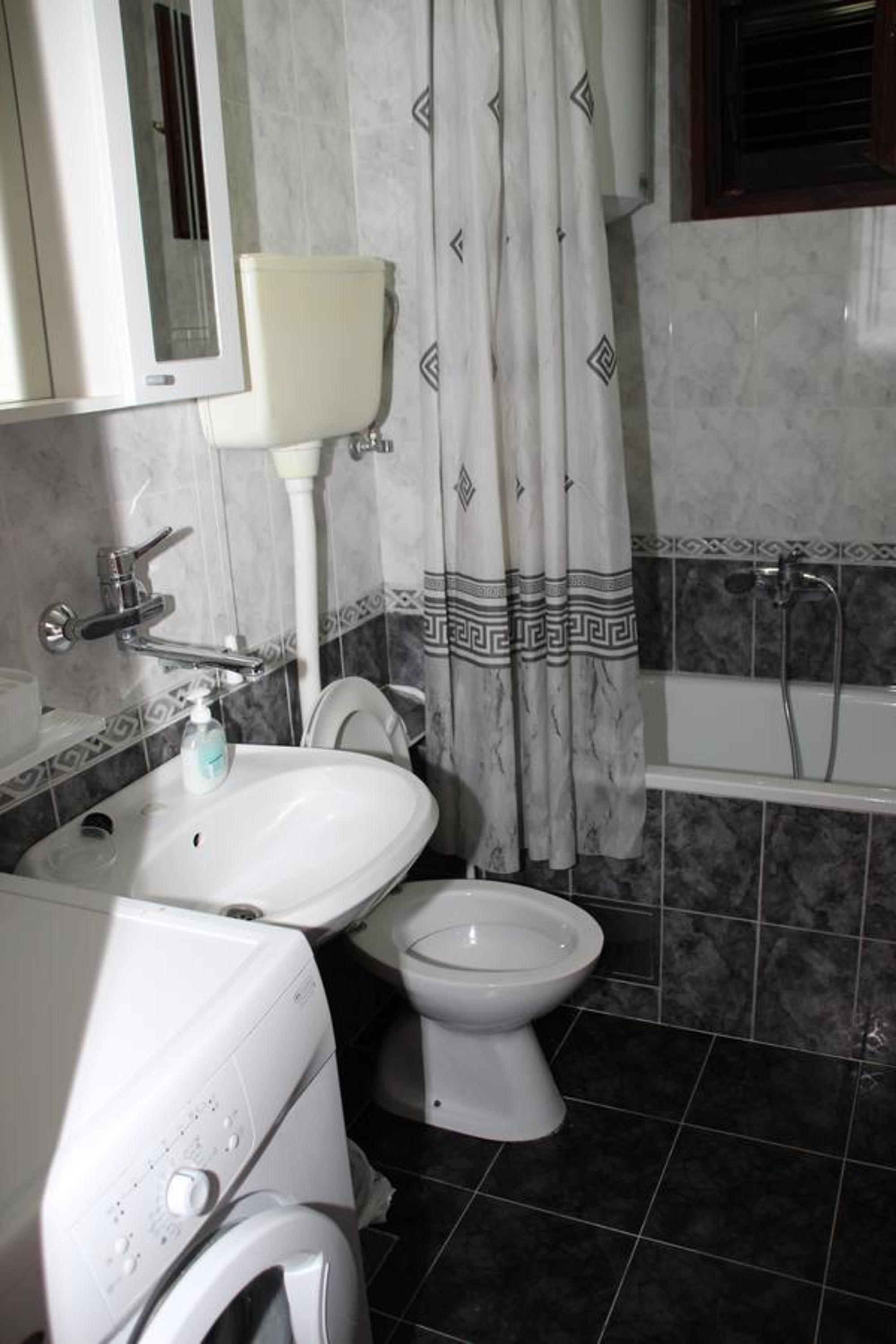 Apartment Glomazic