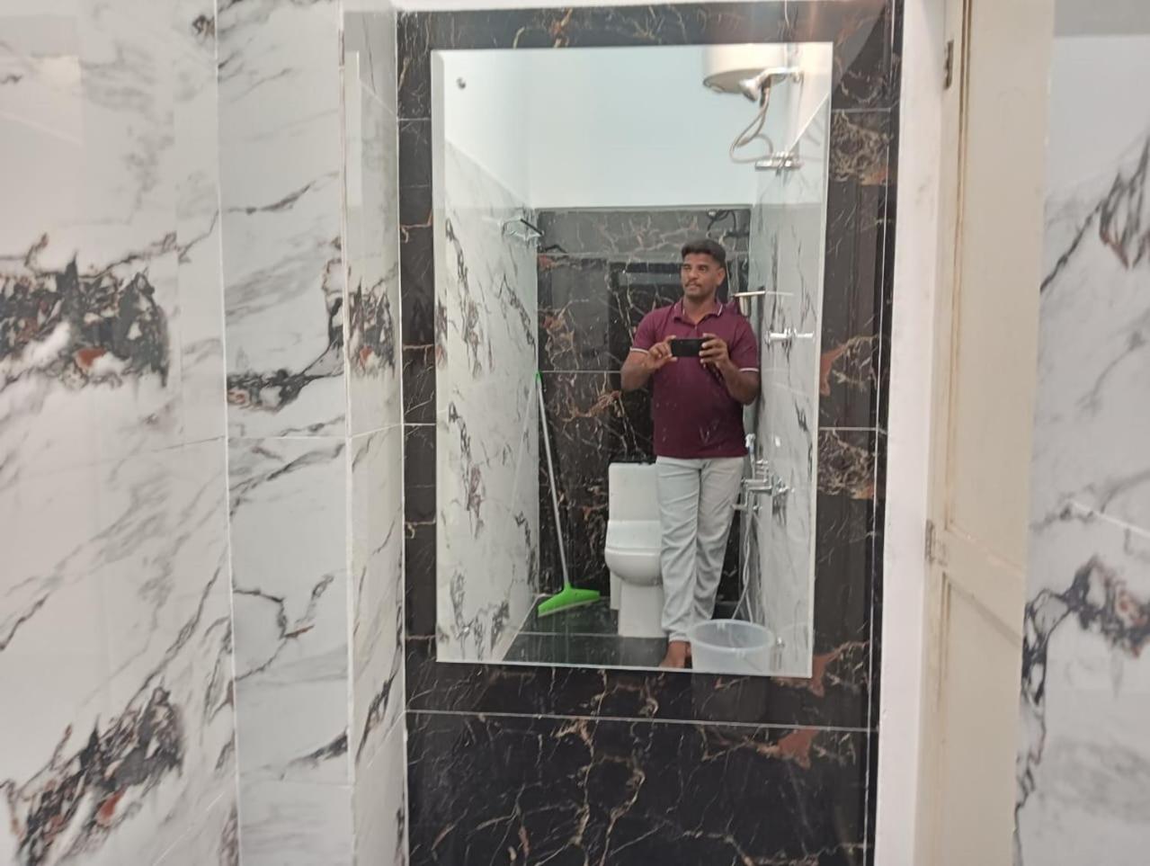WOM Charming 1Bhk Near Auro Beach
