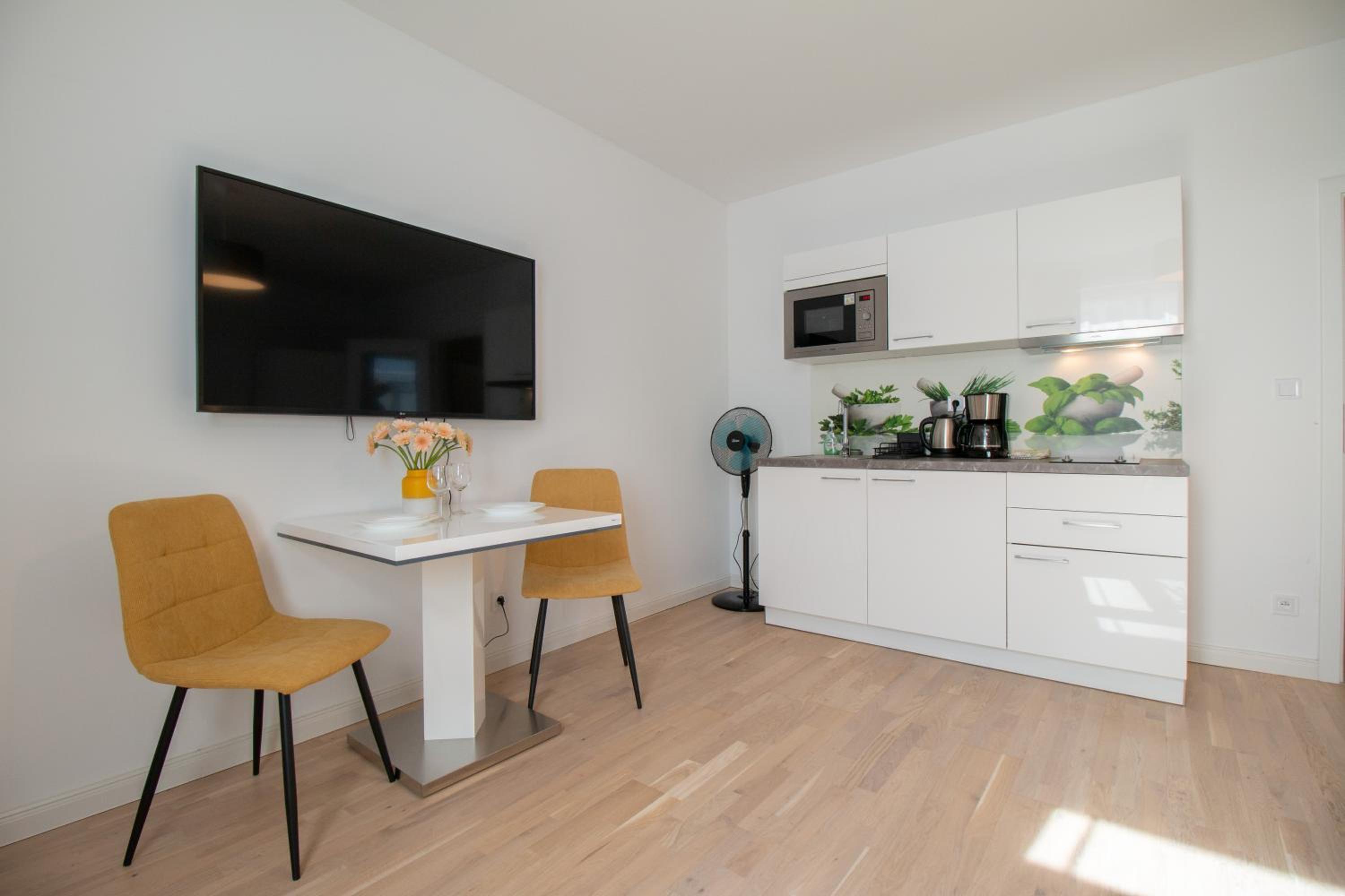 Washingtonova CR apartments