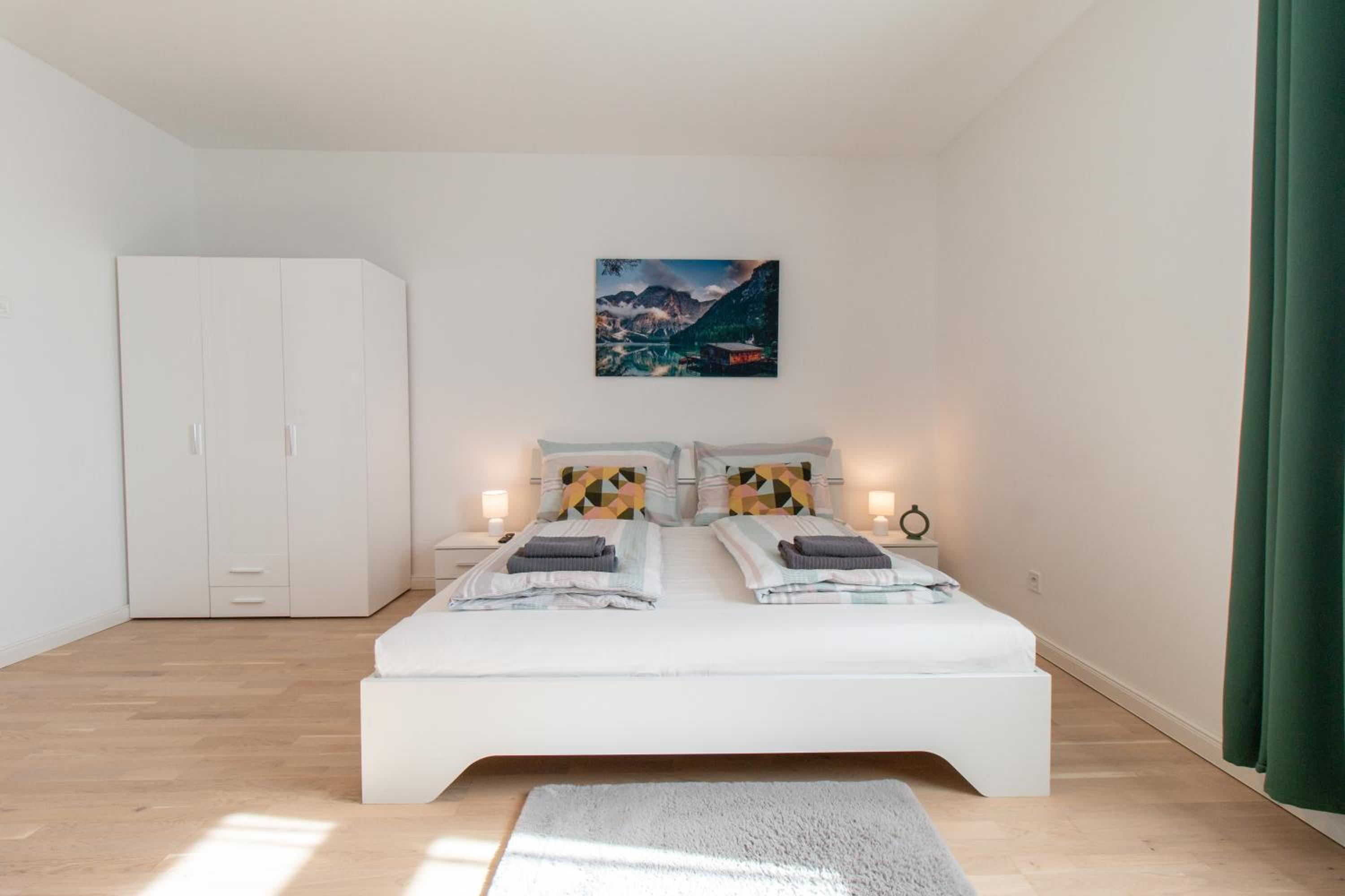 Washingtonova CR apartments
