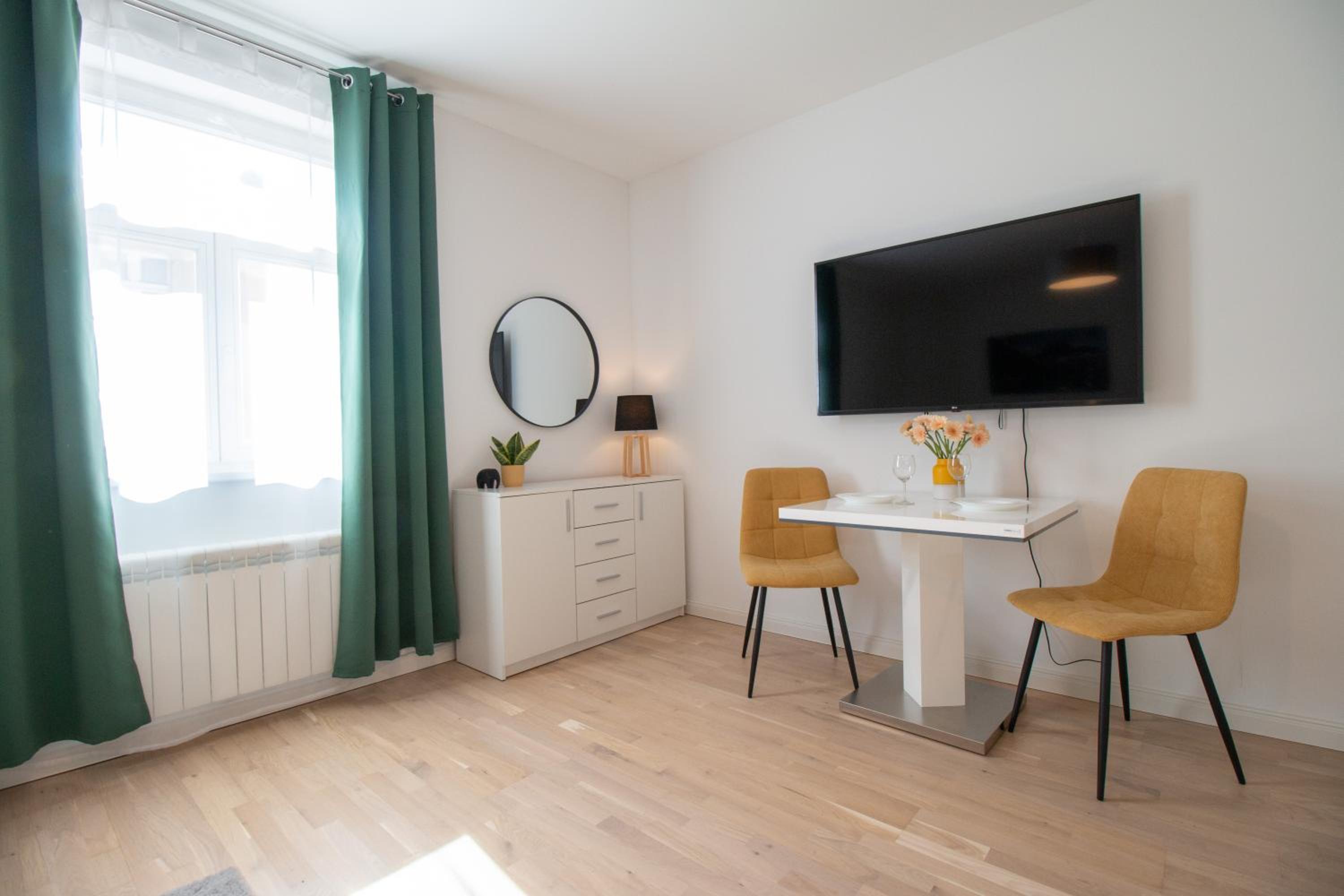 Washingtonova CR apartments