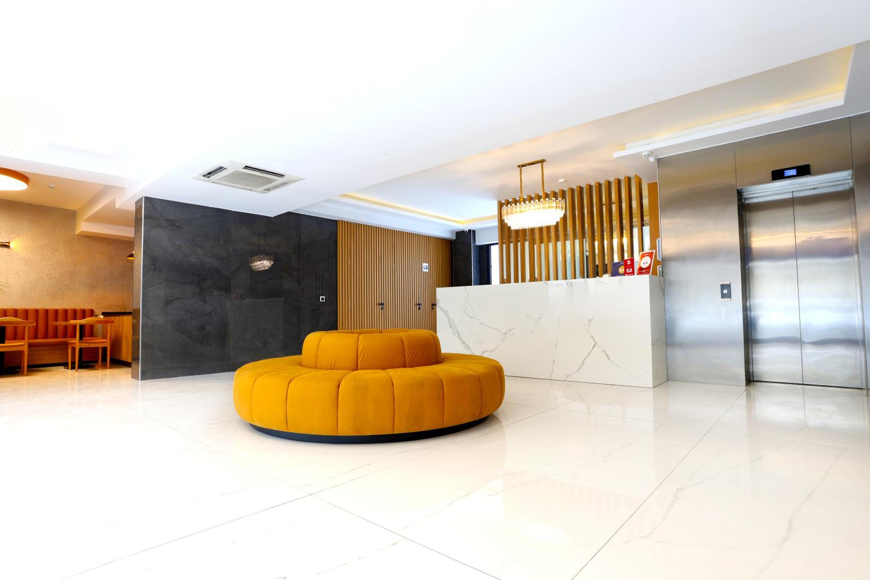 Riva Oteli Alsancak - Image 31