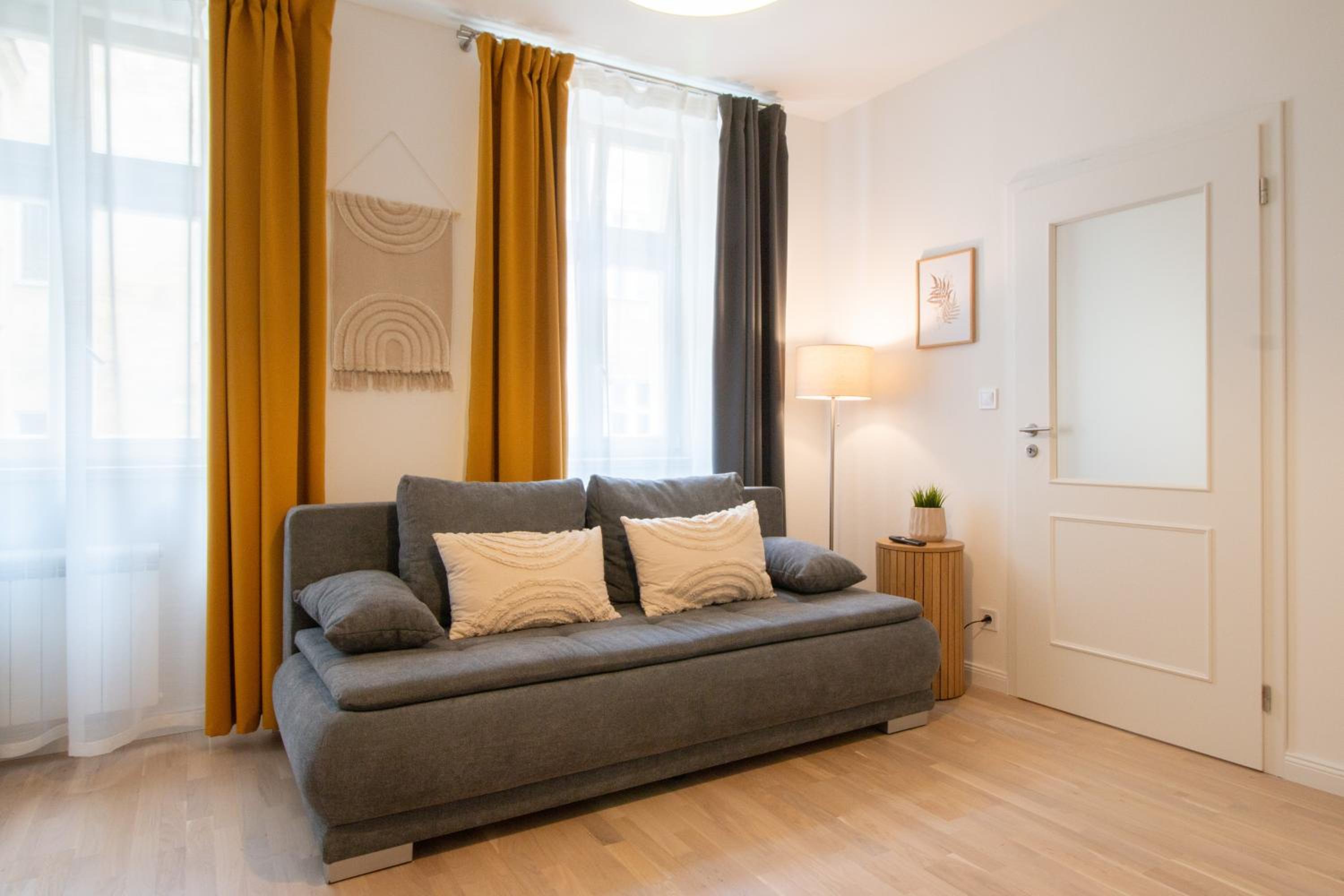 Washingtonova CR apartments