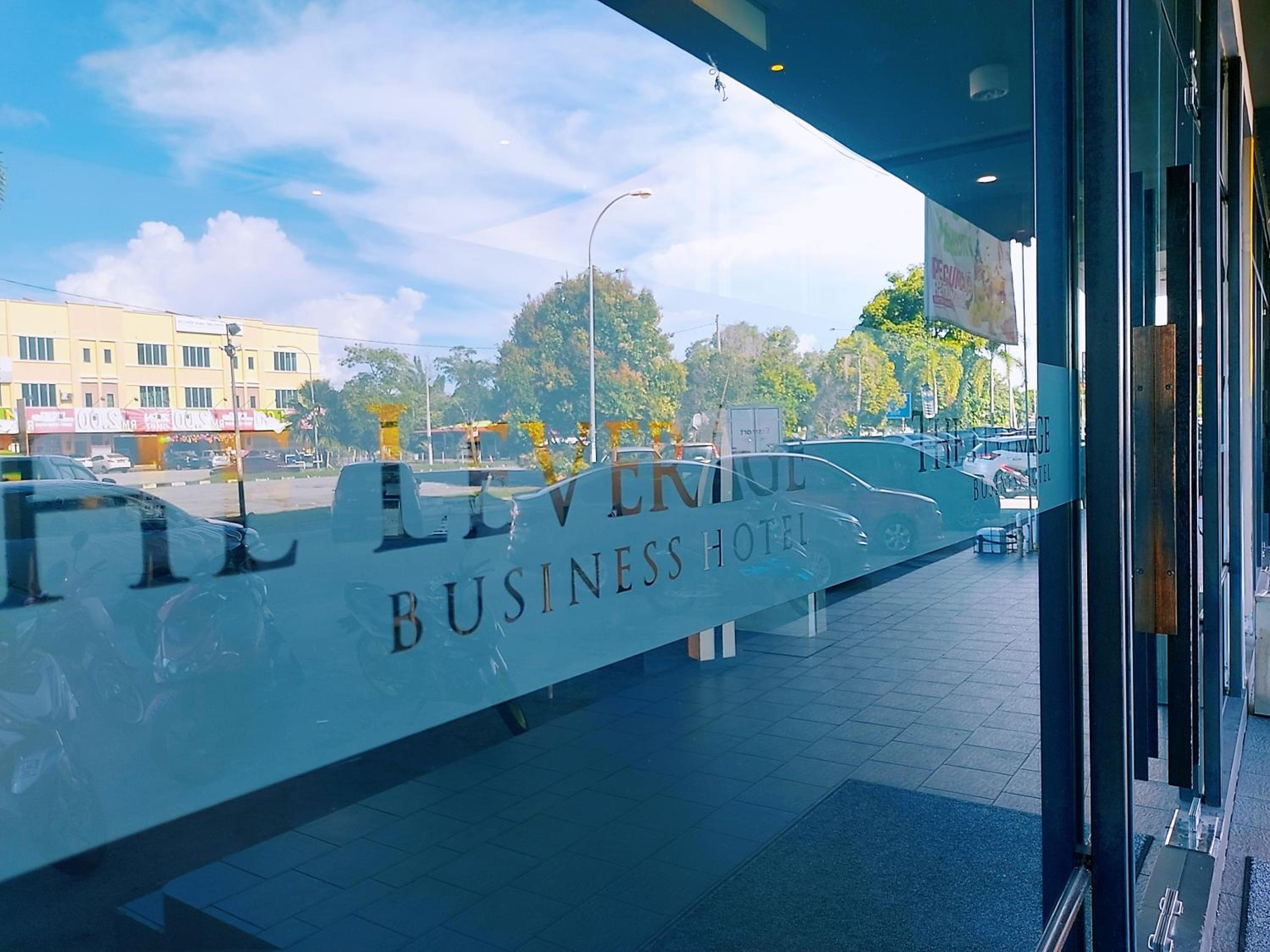 The Leverage Business Hotel - Bandar Baru Mergong photo 7