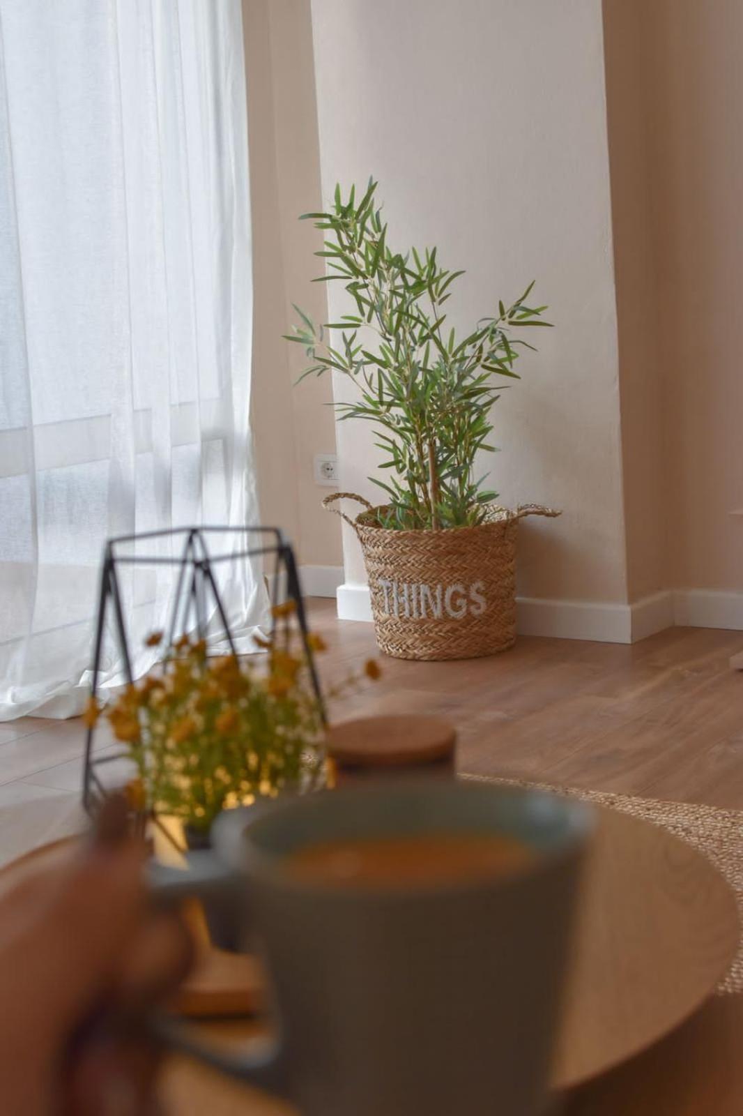 MH apartment, free parking, flexible check in
